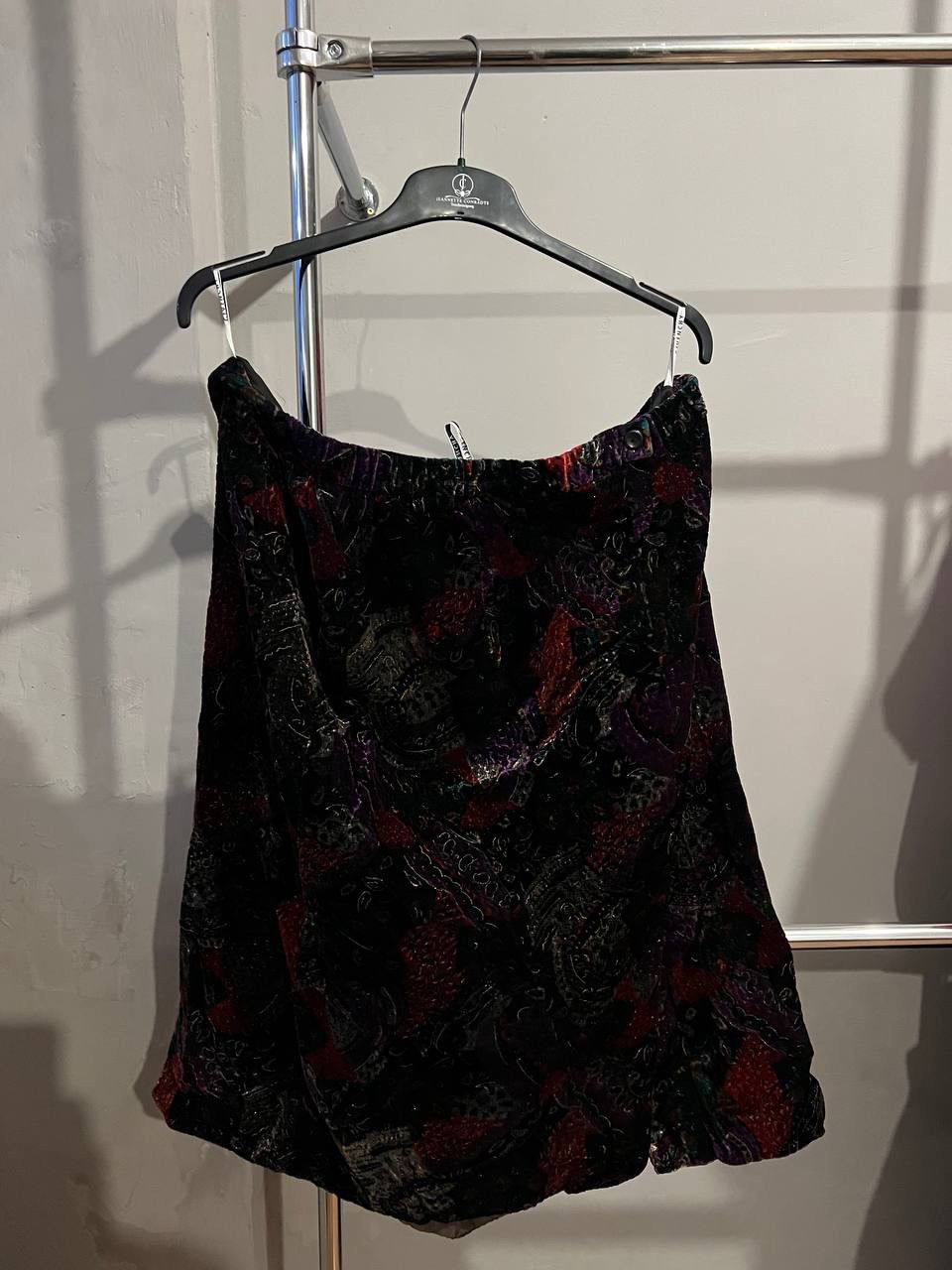 Givenchy 1970/80 GIVENCHY EN PLUS WEST GERMANY ERA FLOWERS SKIRT Sz54 Size 38" / US 16 / IT 52 - 9 Thumbnail