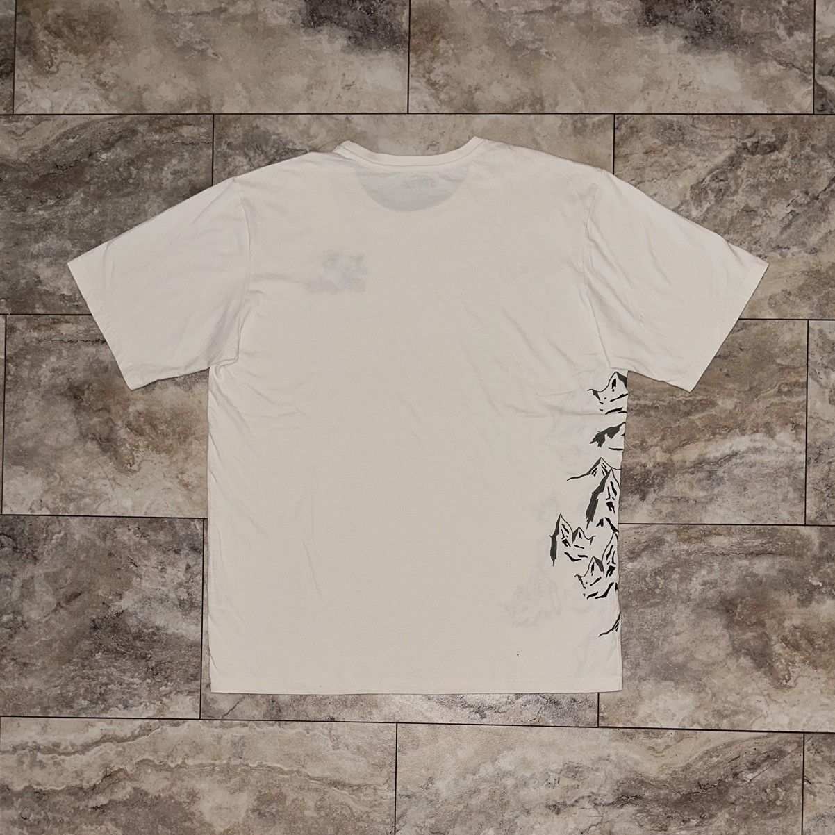 Staple Staple Pigeon World Is Yours 1997 Mountain Tee XL NWT Size US XL / EU 56 / 4 - 2 Thumbnail