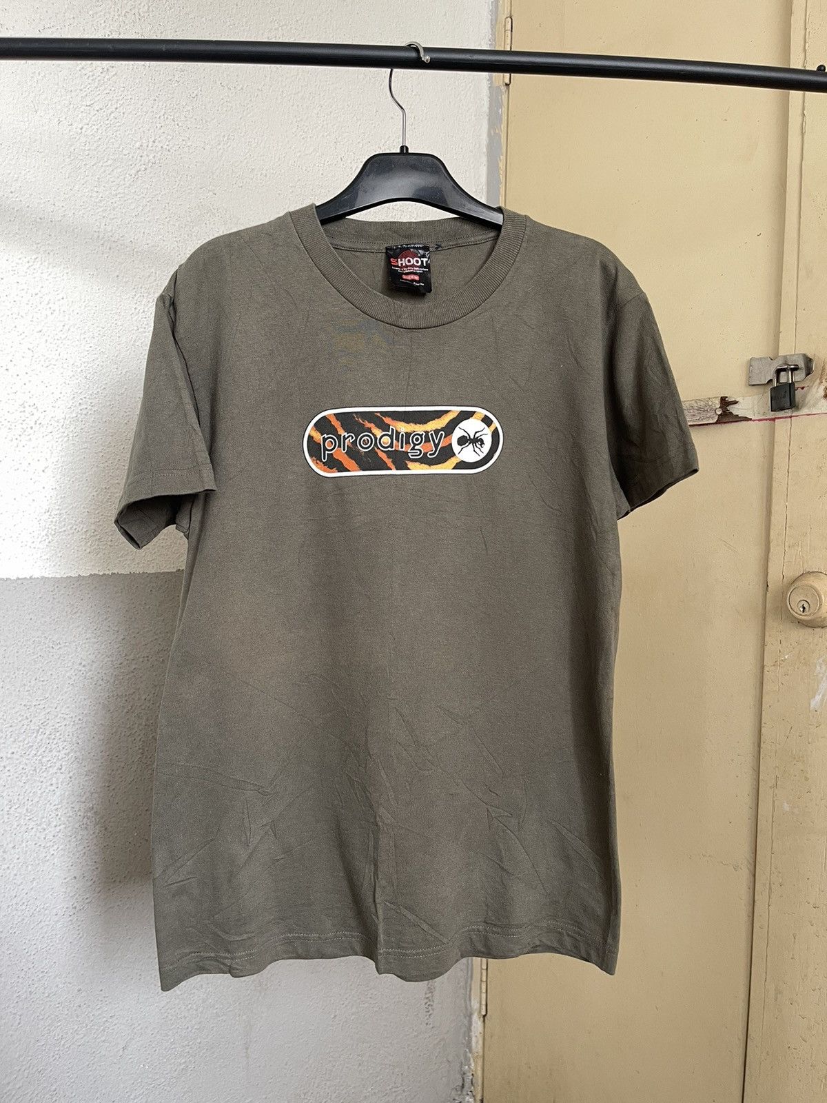 Band Tees × Vintage Vintage Y2K Prodigy Firestarter Tee Size US M / EU 48-50 / 2 - 1 Thumbnail