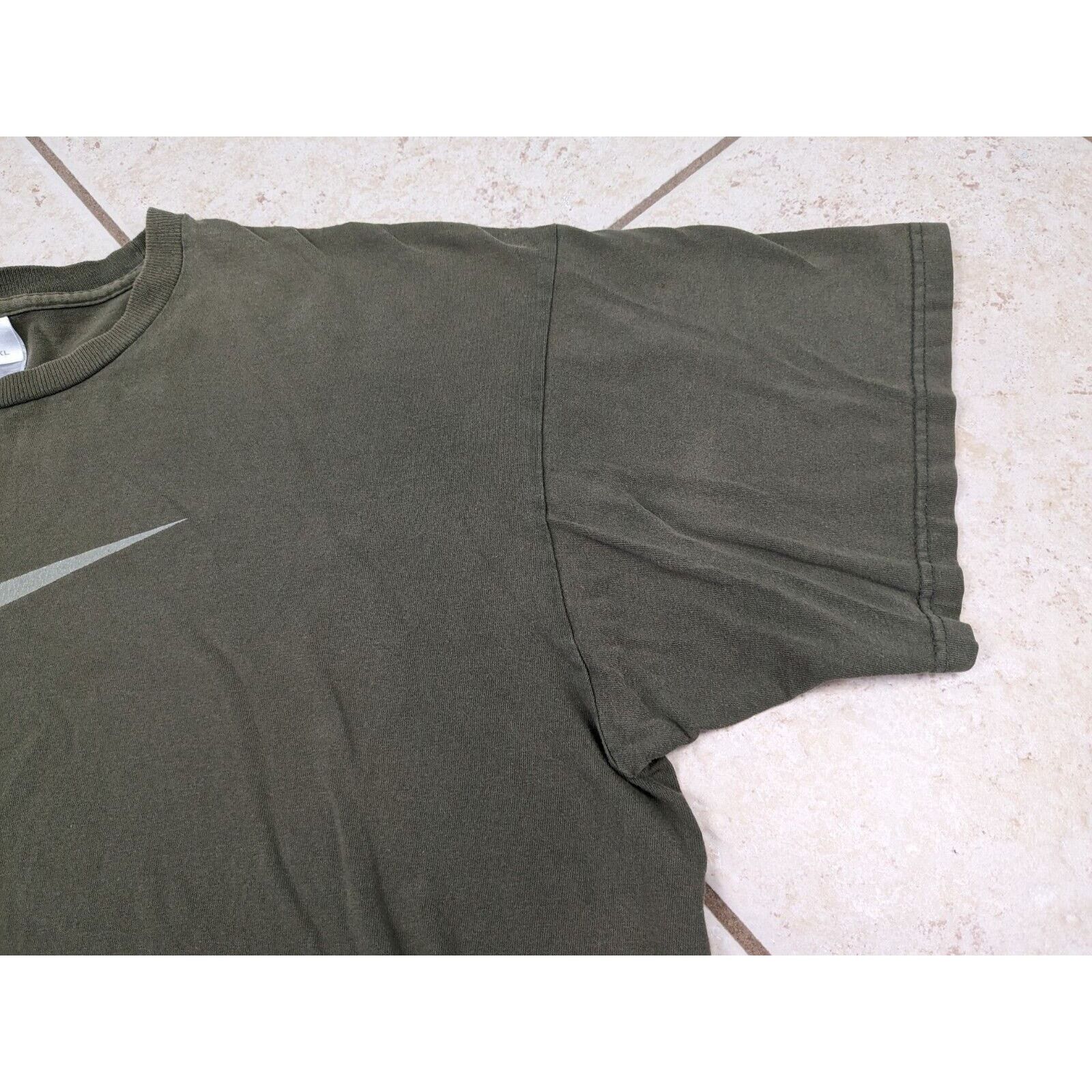 Nike Vtg Nike Shirt XL Olive Green Big Center Swoosh Check USA Size US XL / EU 56 / 4 - 4 Thumbnail