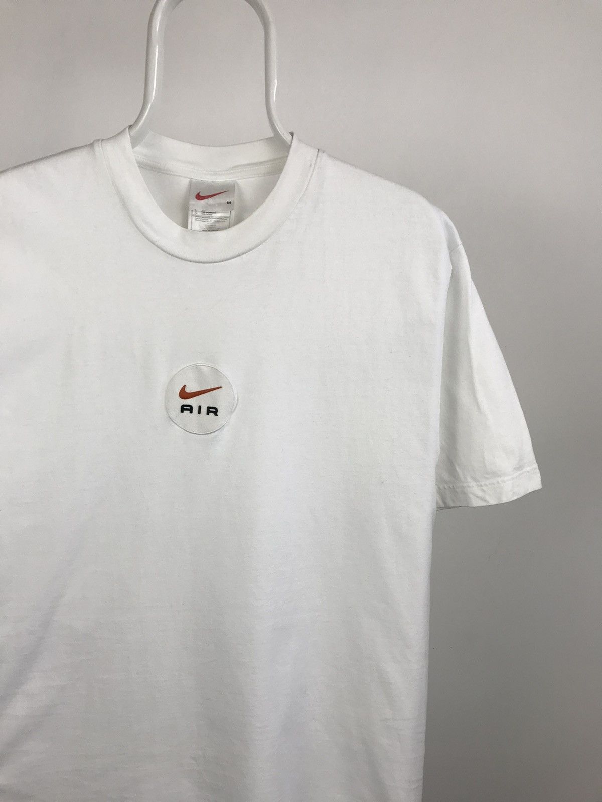 Nike Vintage Nike Center Logo Tshirt Tee Size US M / EU 48-50 / 2 - 2 Thumbnail
