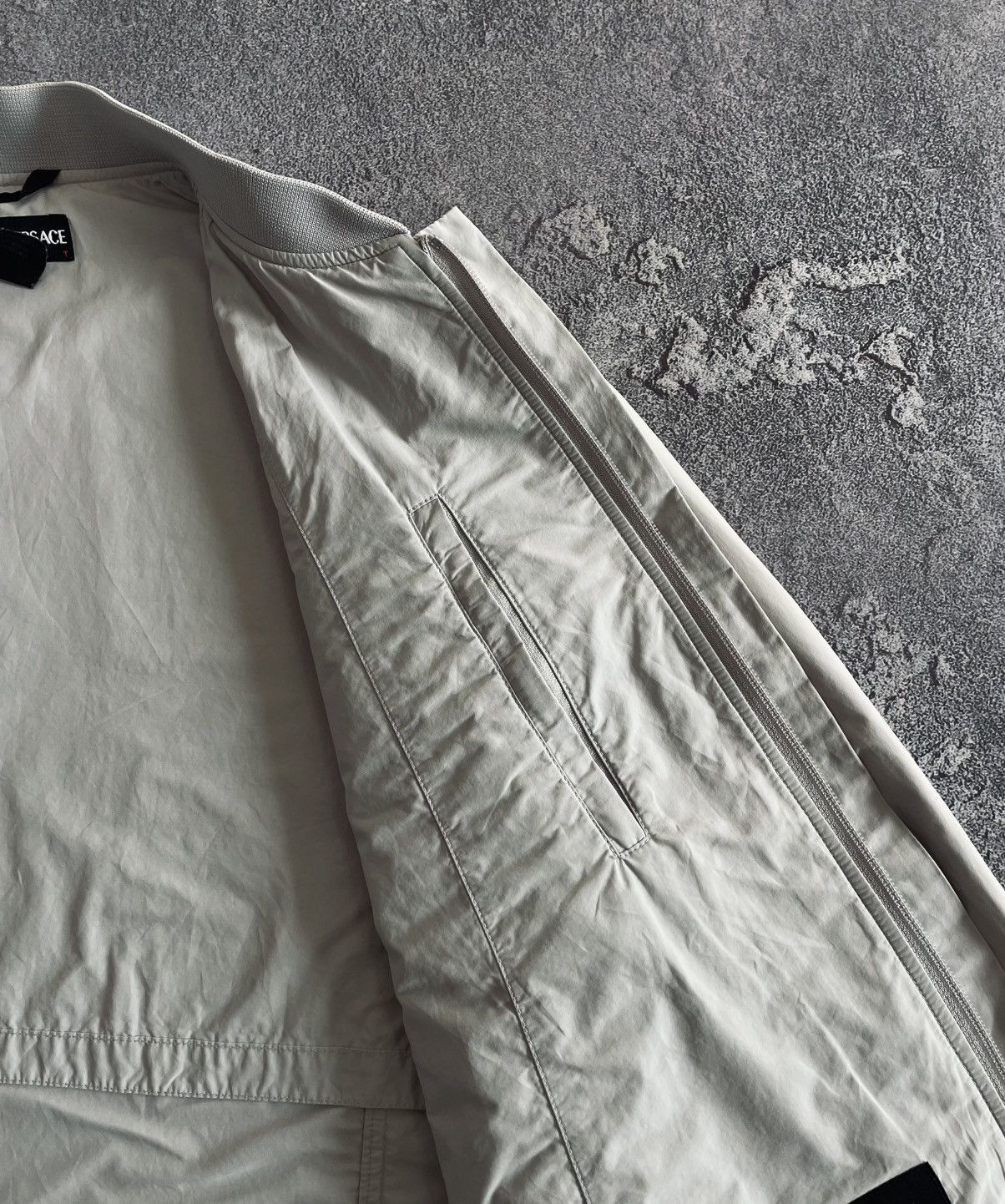 Versace Vintage Versace Sport SPA Nylon Men’s Bomber Jacket 52 Size Size US L / EU 52-54 / 3 - 16 Thumbnail