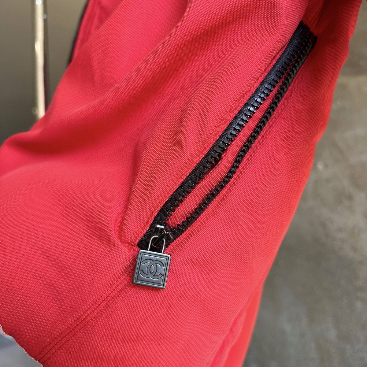 Chanel Chanel AW2003 CC Shell Ski Jacket Size US L / EU 52-54 / 3 - 9 Thumbnail