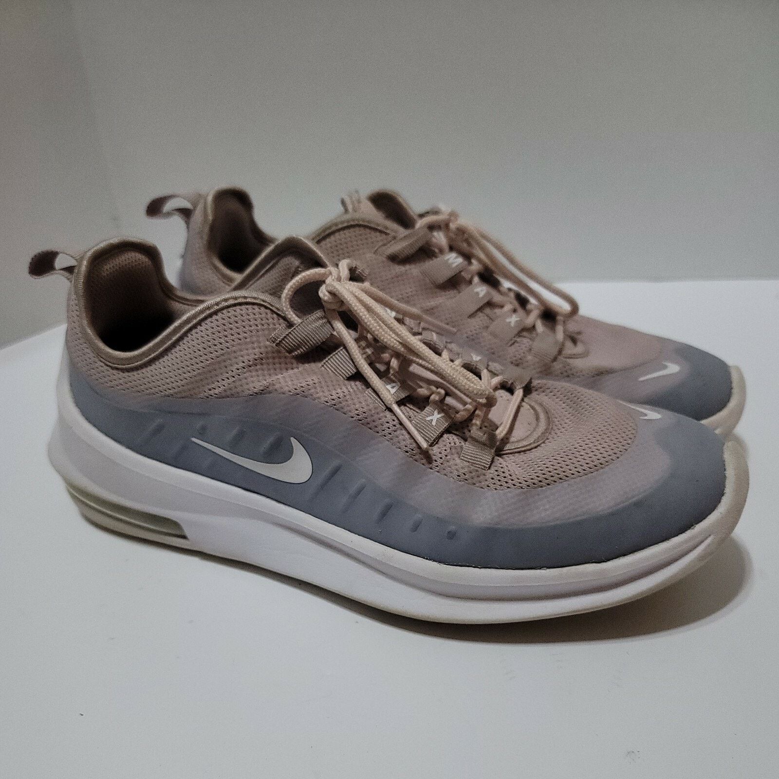 Nike Nike Womens Air Max Axis AA2168-600 Size 8.5 Particle Rose Size US 8.5 / IT 38.5 - 1 Thumbnail