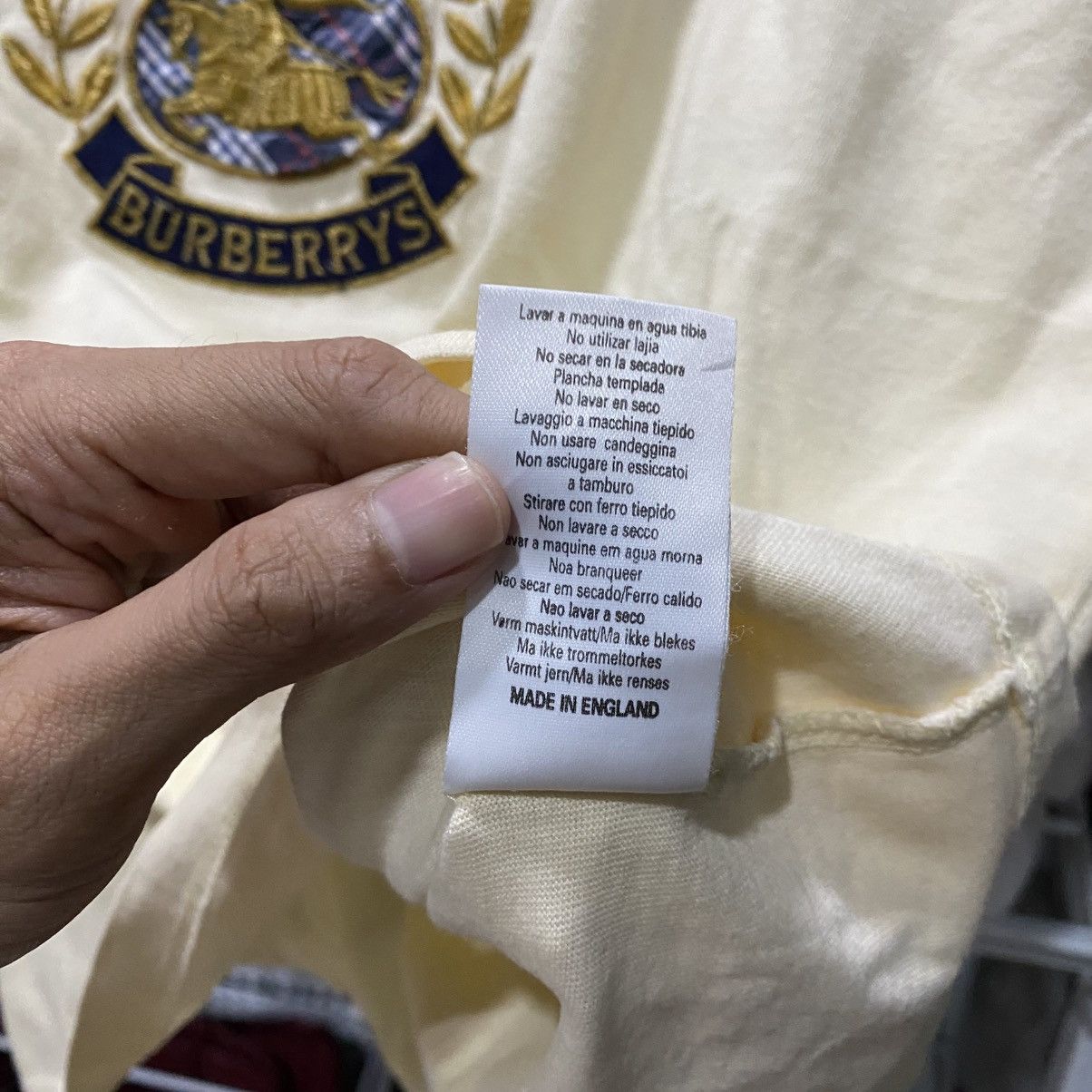 Burberry Vintage Burberrys “Equestrian Knight” logo Crop Tee Size M Size US S / EU 44-46 / 1 - 11 Thumbnail