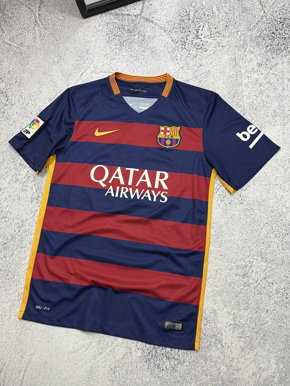 Nike × Vintage Nike FC Barcelona 2015/2016 Soccer Jersey Football Rare Size US S / EU 44-46 / 1 - 3 Thumbnail