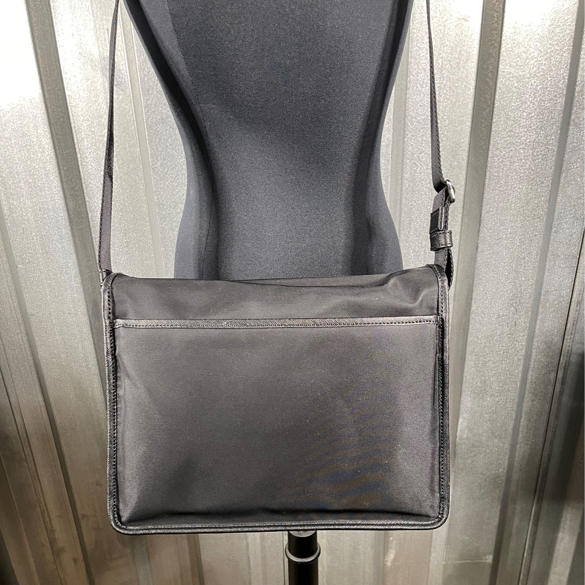 Bally Bally Terkos Black Fabric Messenger Bag Size ONE SIZE - 2 Thumbnail