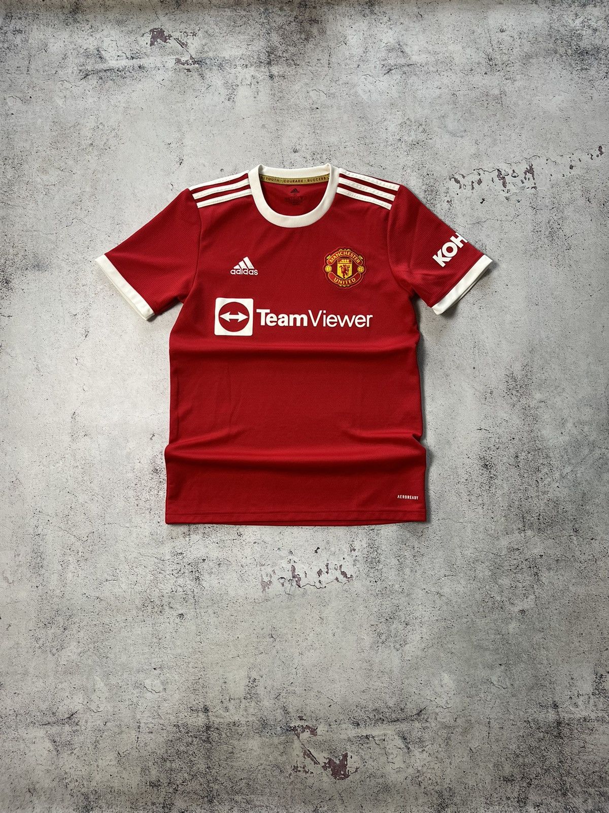 Adidas MANCHESTER UNITED 2021 2022 HOME SHIRT SOCCER JERSEY ADIDAS Size US S / EU 44-46 / 1 - 1 Thumbnail