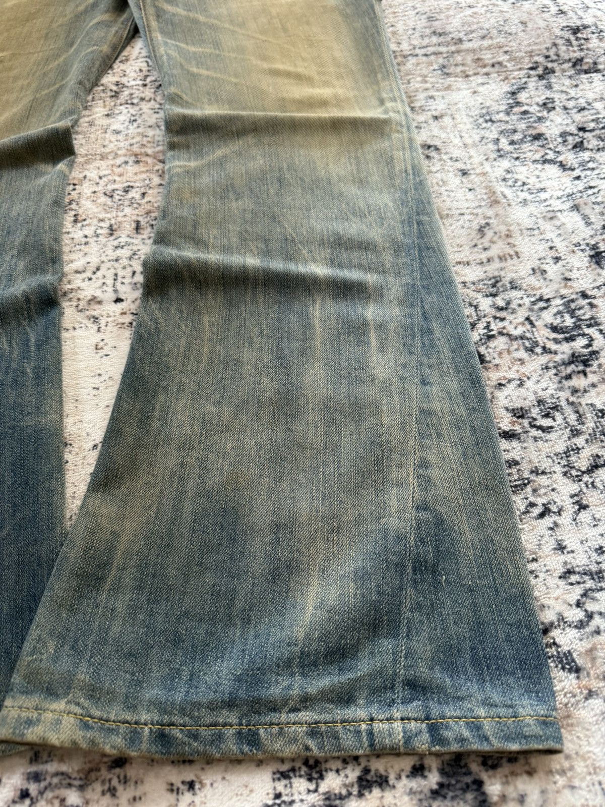 Le Grande Bleu (L.G.B.) Edwin Tokyo Mud Wash Distressed Flared Jeans Size US 36 / EU 52 - 8 Thumbnail