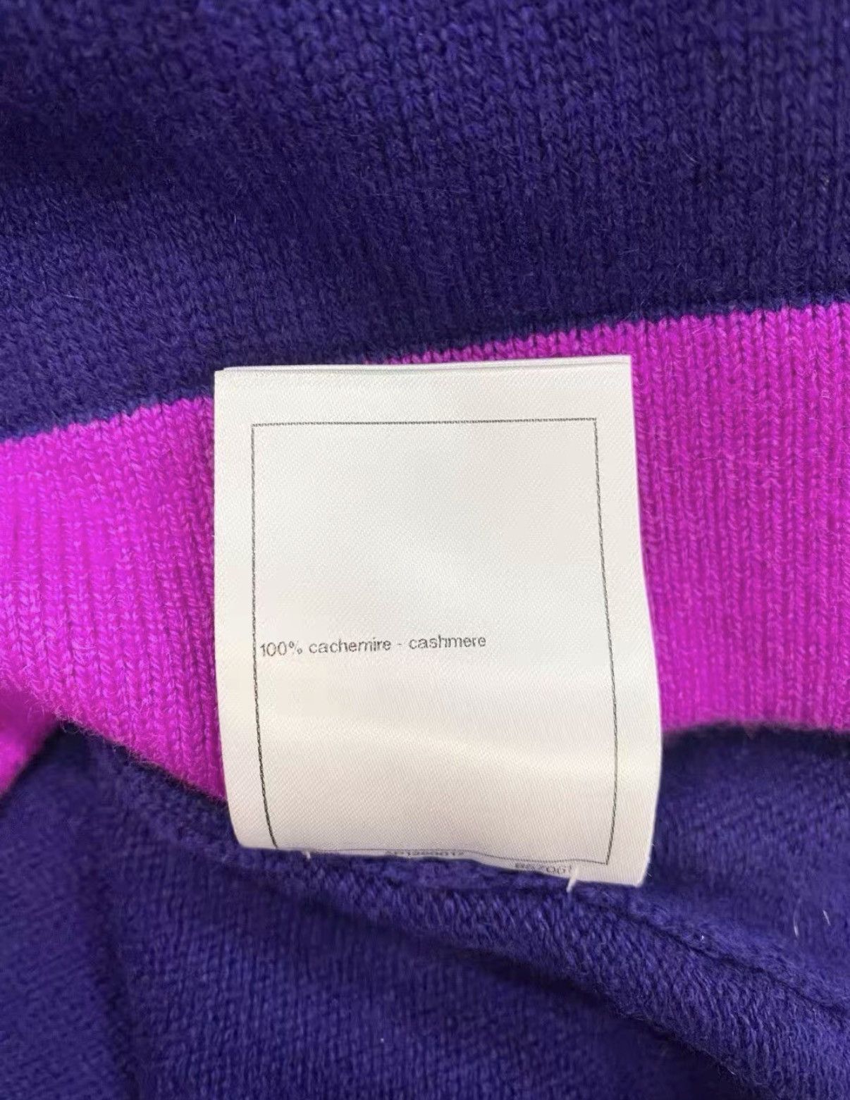 Chanel Chanel Block Cashmere Short Sleeve Knit Top J33 Size XS / US 0-2 / IT 36-38 - 6 Thumbnail