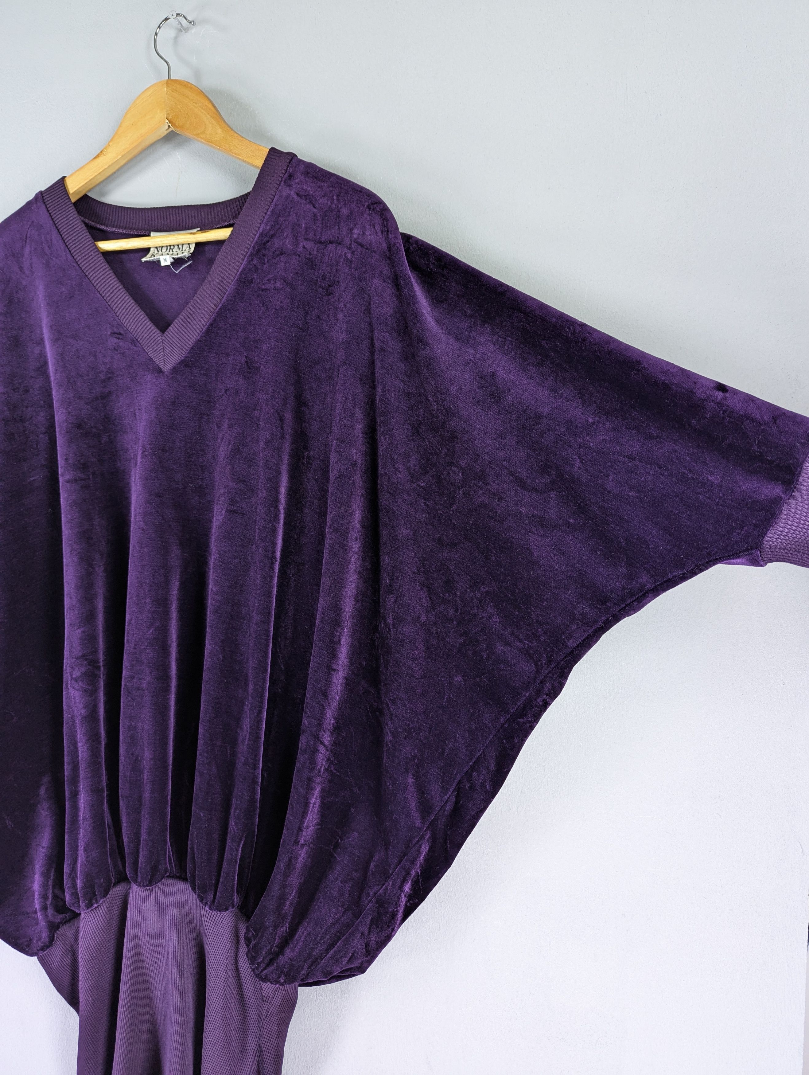 Norma Kamali Vintage Norma Kamali Purple Velvet Batwing Sweater Size M / US 6-8 / IT 42-44 - 6 Thumbnail