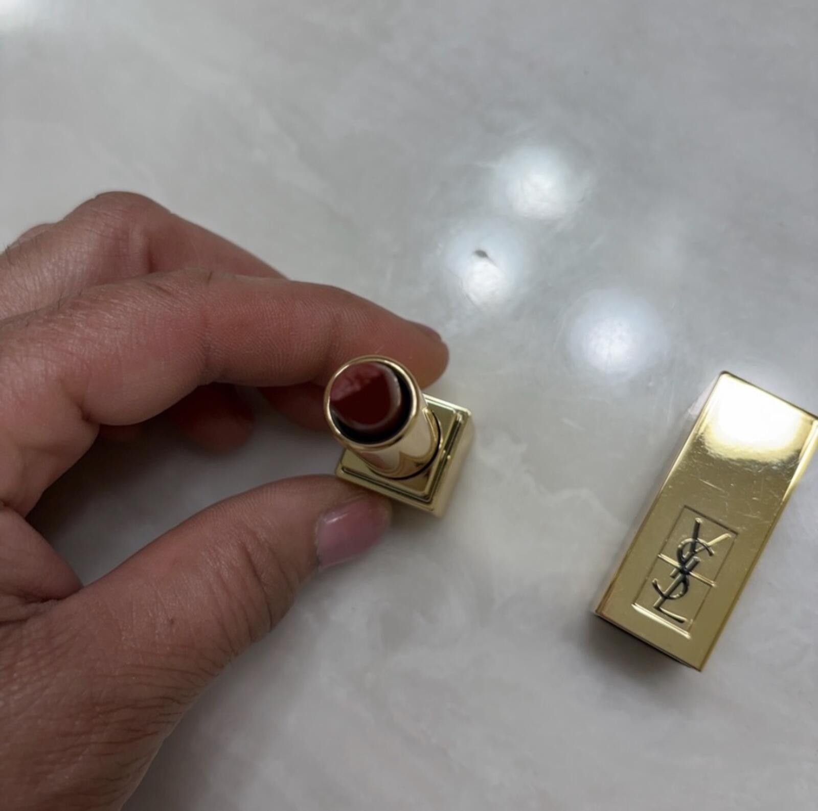 Other (YSL) Yves Saint Laurent Luxurious Lipstick Size ONE SIZE - 2 Thumbnail