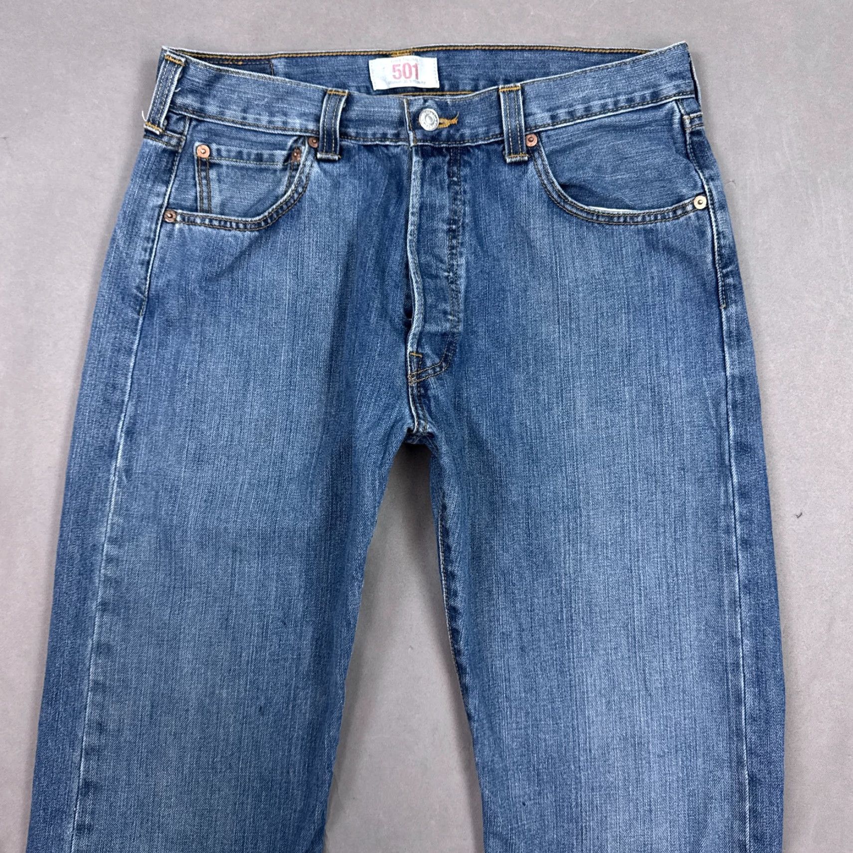 Levi's Levi's 501 Jeans Mens 32x32 Blue Denim Button Fly Faded Washout Vintage No? (Tag34x32) Size US 34 / EU 50 - 3 Thumbnail