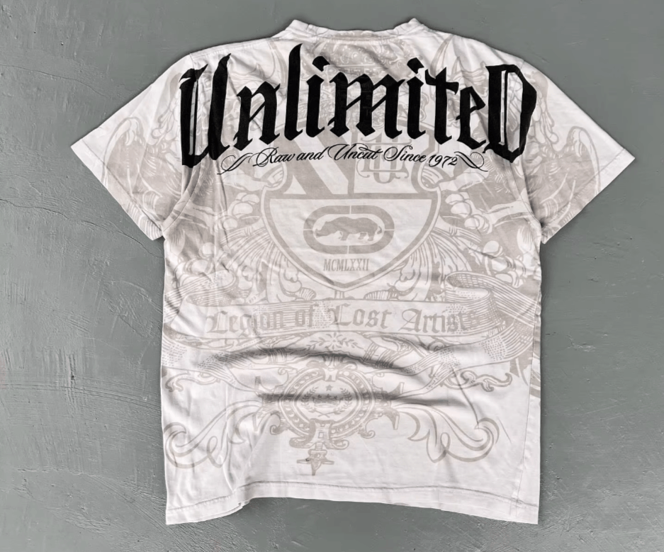 Japanese Brand 2000s Ecko Gothic Wing Crown Rhino Graphic Tee Size US M / EU 48-50 / 2 - 7 Thumbnail