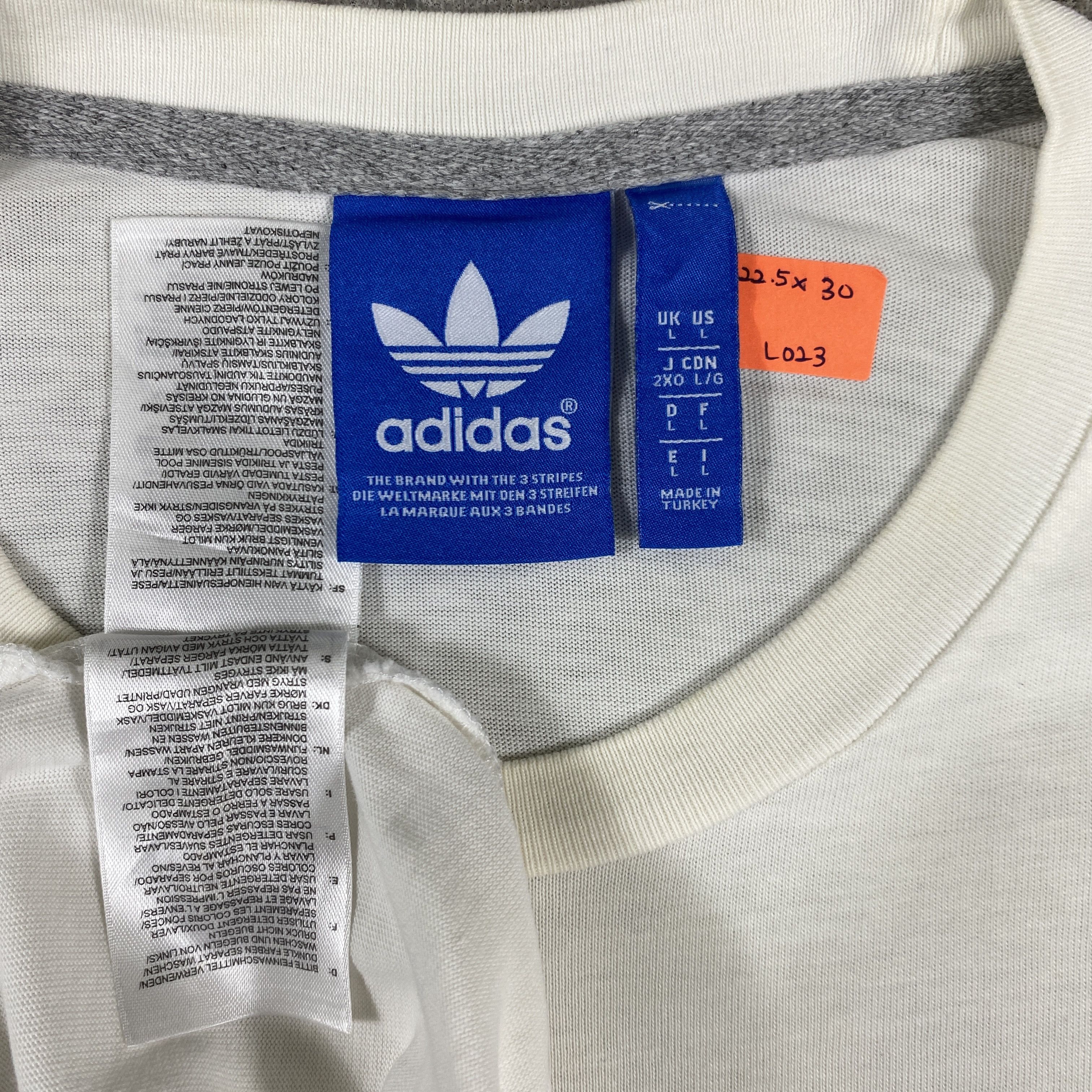 Adidas Adidas Old School Trefoil Graffiti T-Shirt - L023 Size US L / EU 52-54 / 3 - 5 Thumbnail