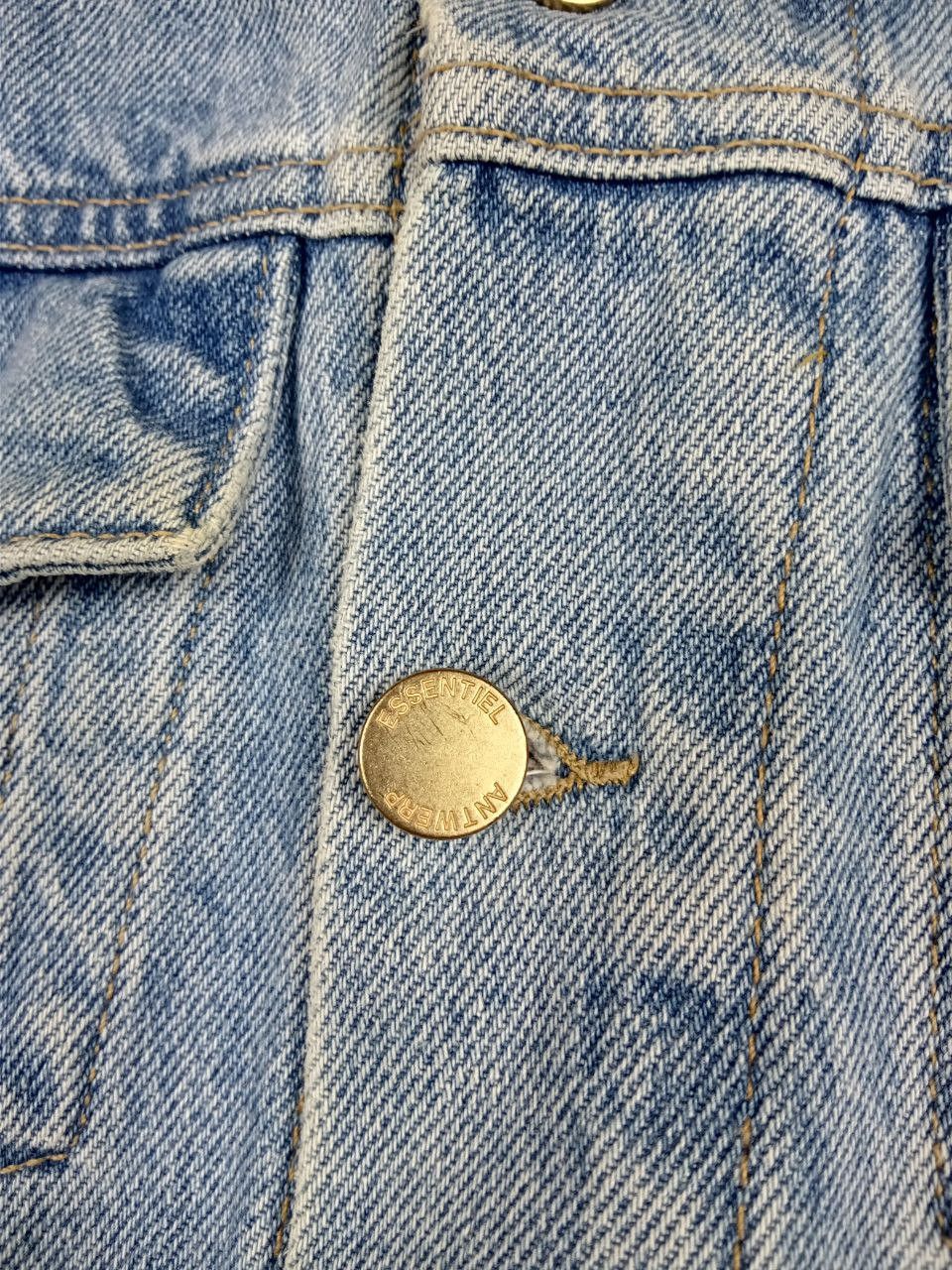 Essentiel Antwerp Two-tone oversized denim jacket with short sleeves Size S / US 4 / IT 40 - 5 Thumbnail