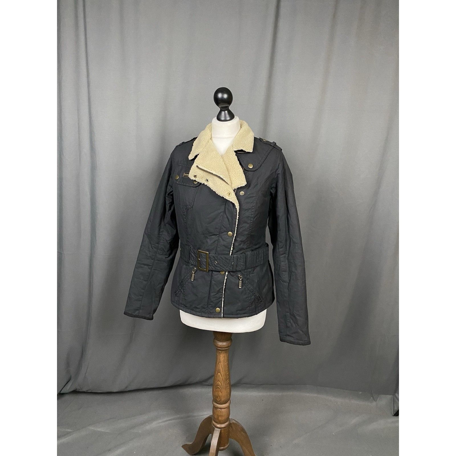 Barbour Barbour Matlock Black Assymetric Insulated Biker Waxed Jack Size M / US 6-8 / IT 42-44 - 3 Thumbnail