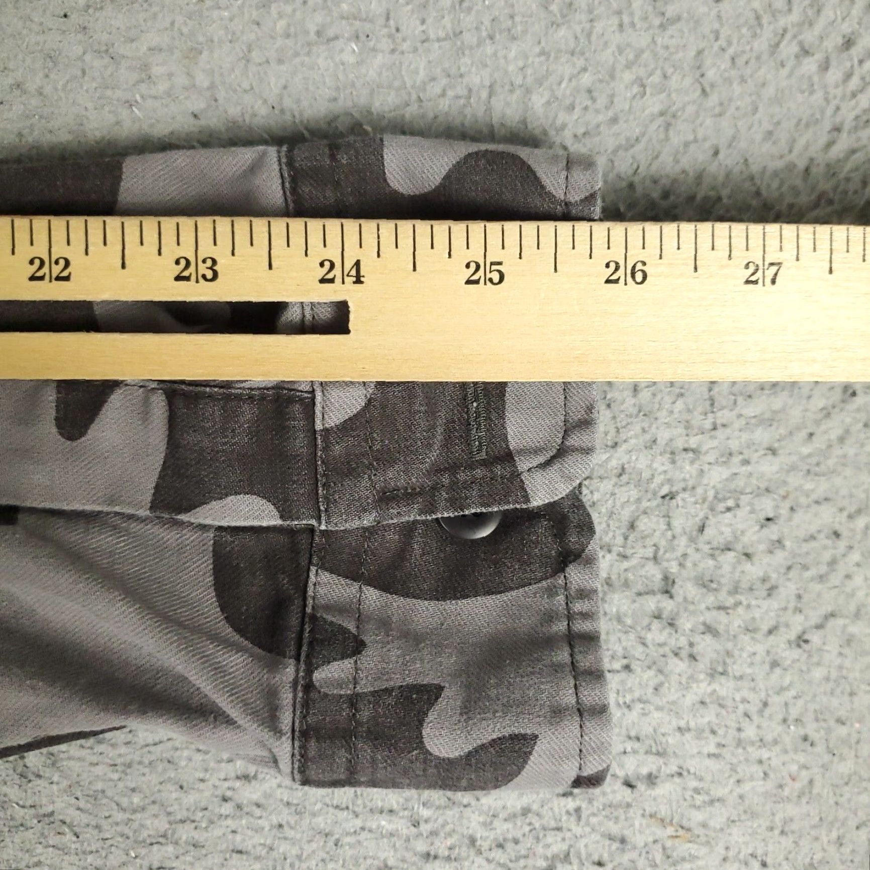 Vintage Free Assembly Shirt Mens XL Gray Camouflage Button-Up Long Sleeve Size US XL / EU 56 / 4 - 6 Thumbnail