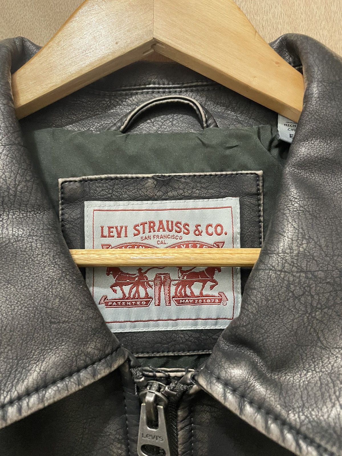 Levi's × Vintage Levis men’s leather jacket size XL brand new Size US XL / EU 56 / 4 - 4 Thumbnail