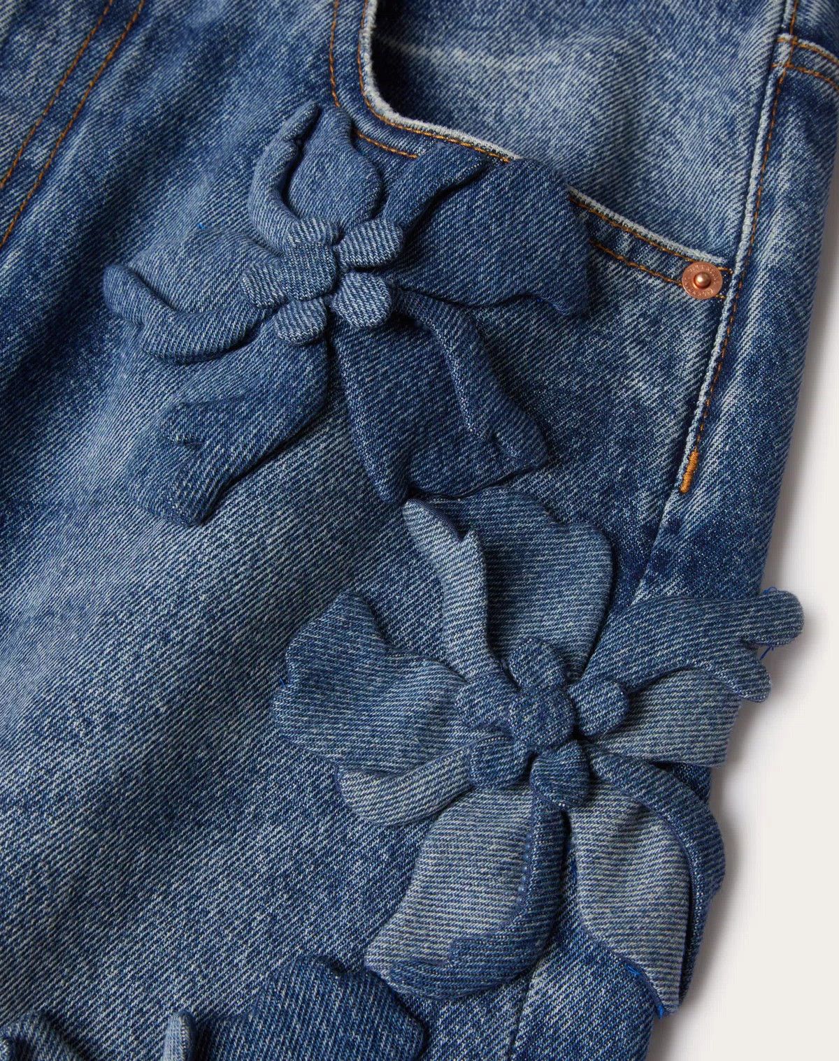 Valentino o1s1wg110625 Embroidered Denim Trousers in Medium Blue Size 27" / US 4 / IT 40 - 10 Thumbnail