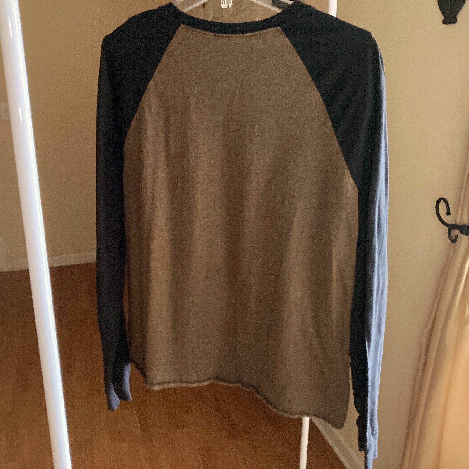 Vans VANS Raglan Baseball Shirt Large Brown Long-Sleeve Crew Neck Size US L / EU 52-54 / 3 - 3 Thumbnail
