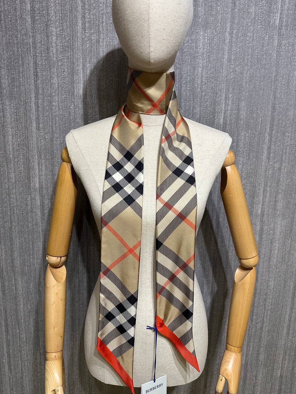 Burberry Burberry Silk Scarf Nova Check Slim Logo Print New 100% Auth Size ONE SIZE - 1 Thumbnail