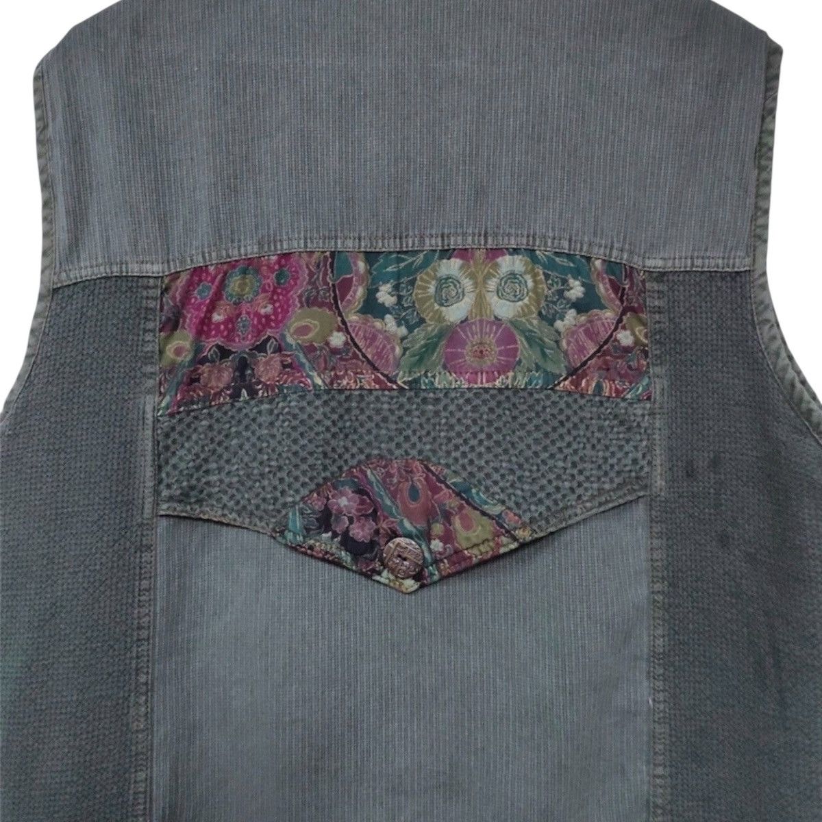Art Comes First Vintage Vest Patchwork Flora Design Size US L / EU 52-54 / 3 - 4 Thumbnail