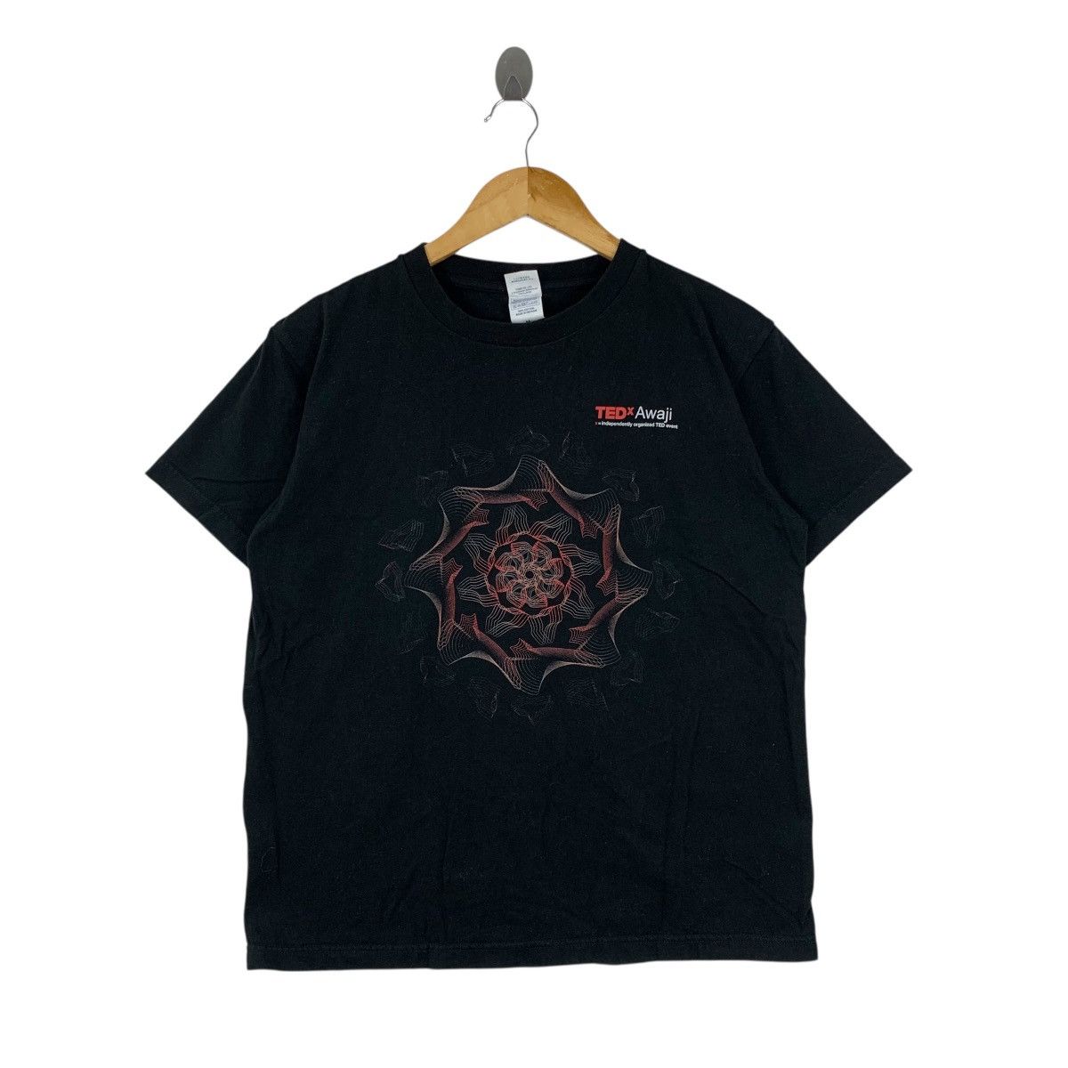 Vintage TEDxAWAJI Independently Organized TED Event Tshirt Size US M / EU 48-50 / 2 - 1 Thumbnail