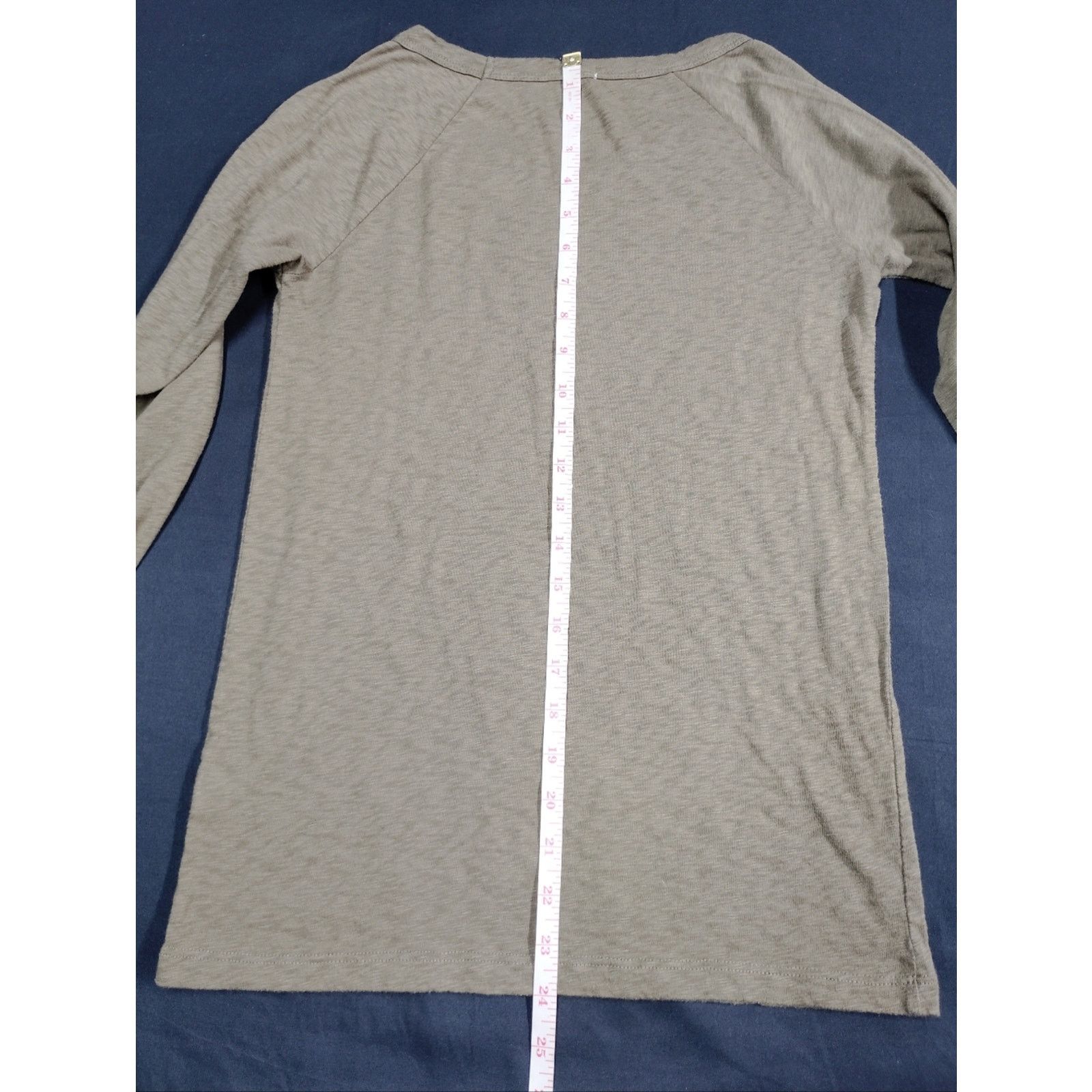 J.Crew J. Crew Women's Long Sleeve Tee in Olive Green Size XS / US 0-2 / IT 36-38 - 4 Thumbnail