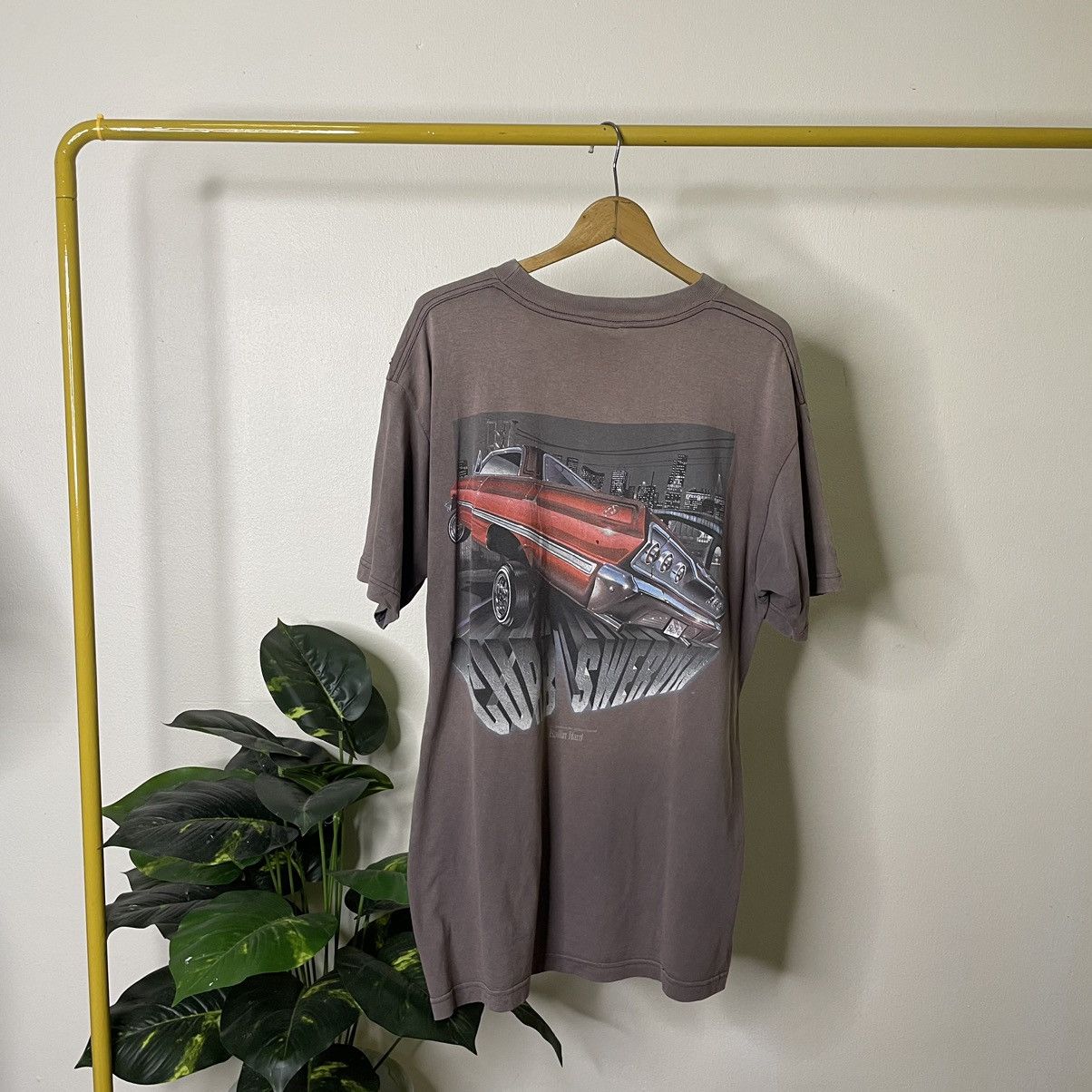 Vintage Vintage 1997 Rollin Hard Curb Swerving Backhit Sunfaded Tee Size US L / EU 52-54 / 3 - 1 Thumbnail