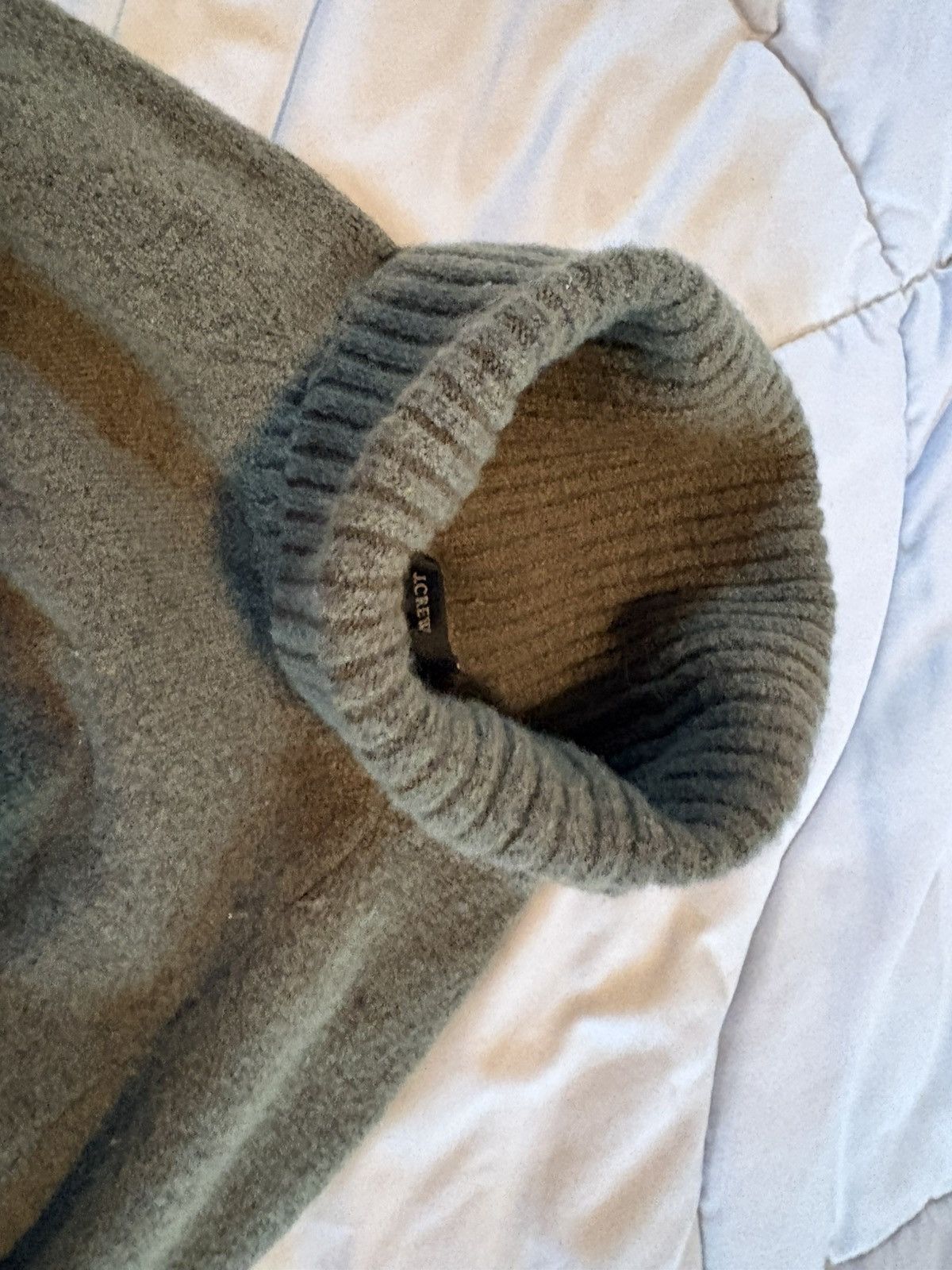 J.Crew J. Crew Green Turtleneck Sweater Size S / US 4 / IT 40 - 3 Thumbnail