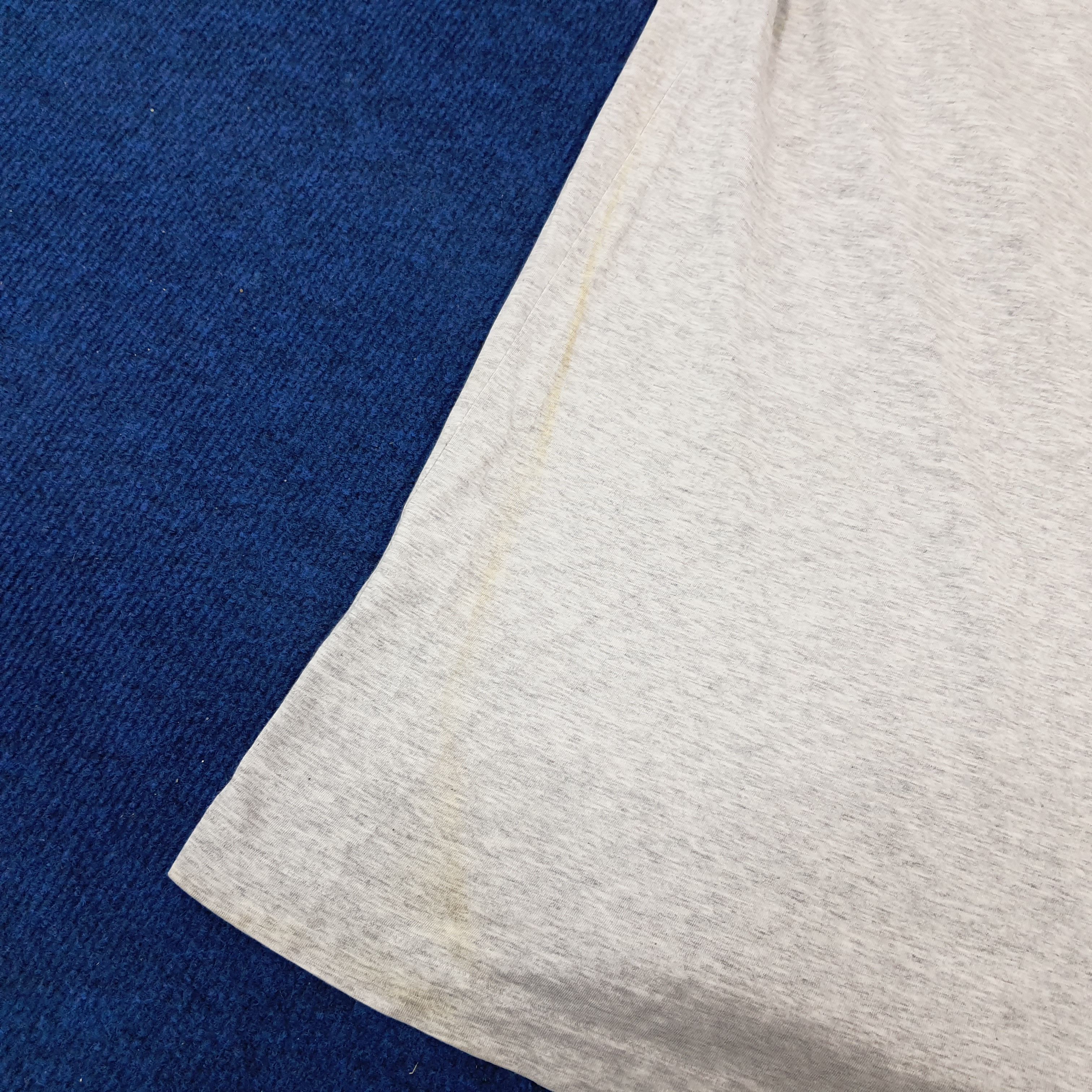 Vintage × Yves Saint Laurent Vintage Yves Saint Laurent YSL Logo Designer Tshirt Size US M / EU 48-50 / 2 - 11 Thumbnail