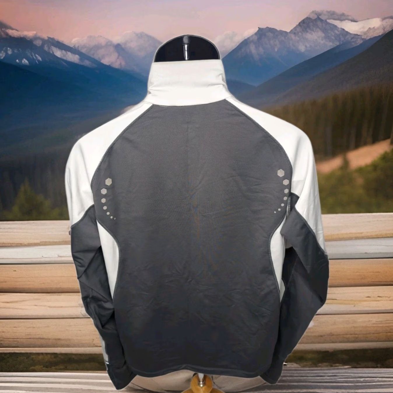 Mountain Hardwear Mountain Hardwear Jacket Mens L Gray Effusion Power Airshield Running Rain Hiking Size US L / EU 52-54 / 3 - 4 Thumbnail