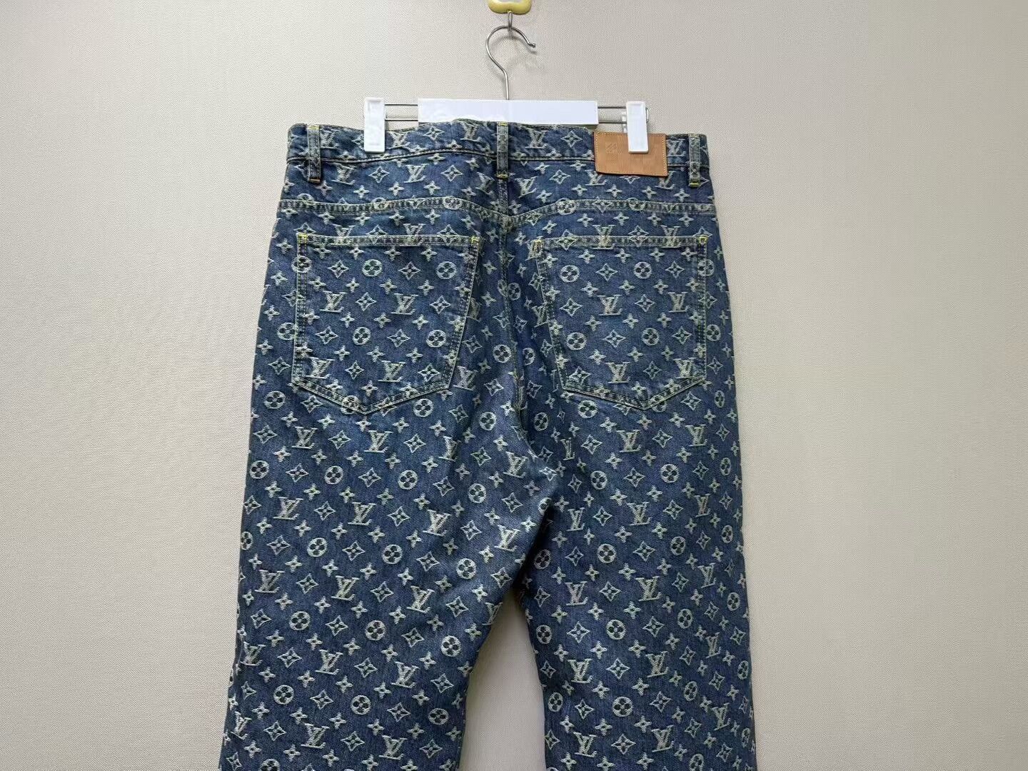 Louis Vuitton louis vuitton blue logo denim pants Size US 36 / EU 52 - 5 Thumbnail