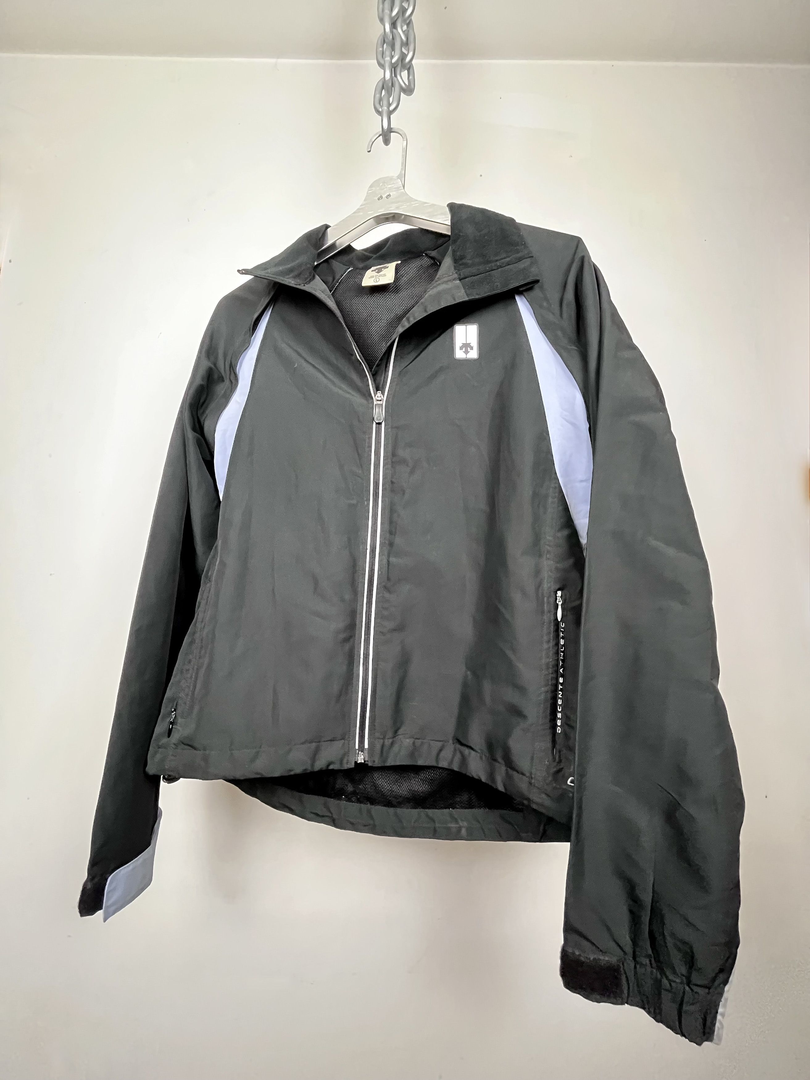 Descente Descente Athletics Women's Chinook Running Jacket / Vest Size L / US 10 / IT 46 - 1 Thumbnail