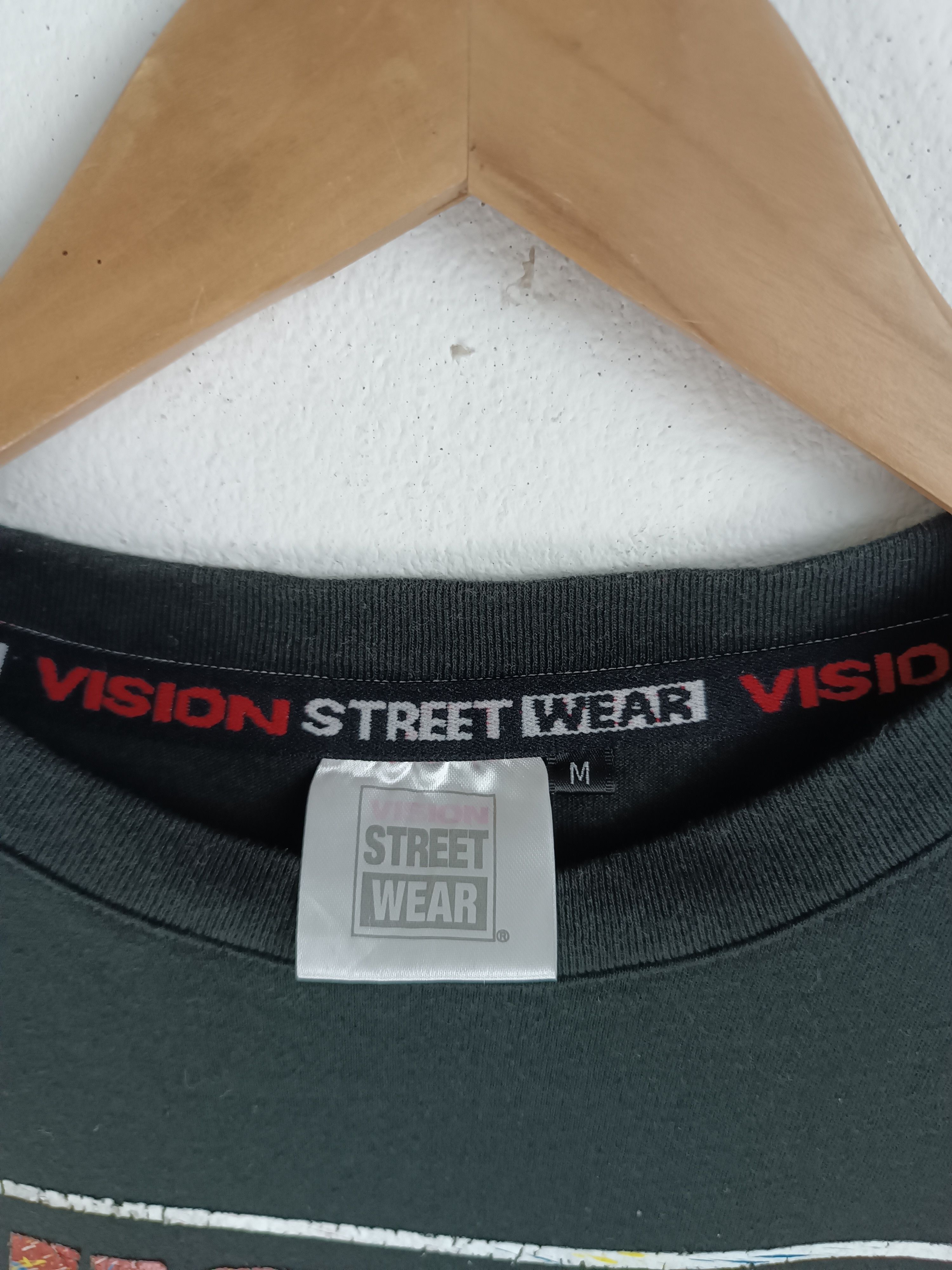 Vintage VINTAGE VISION STREETWEAR SKATEBOARDING SURFING TEE Size US L / EU 52-54 / 3 - 7 Thumbnail