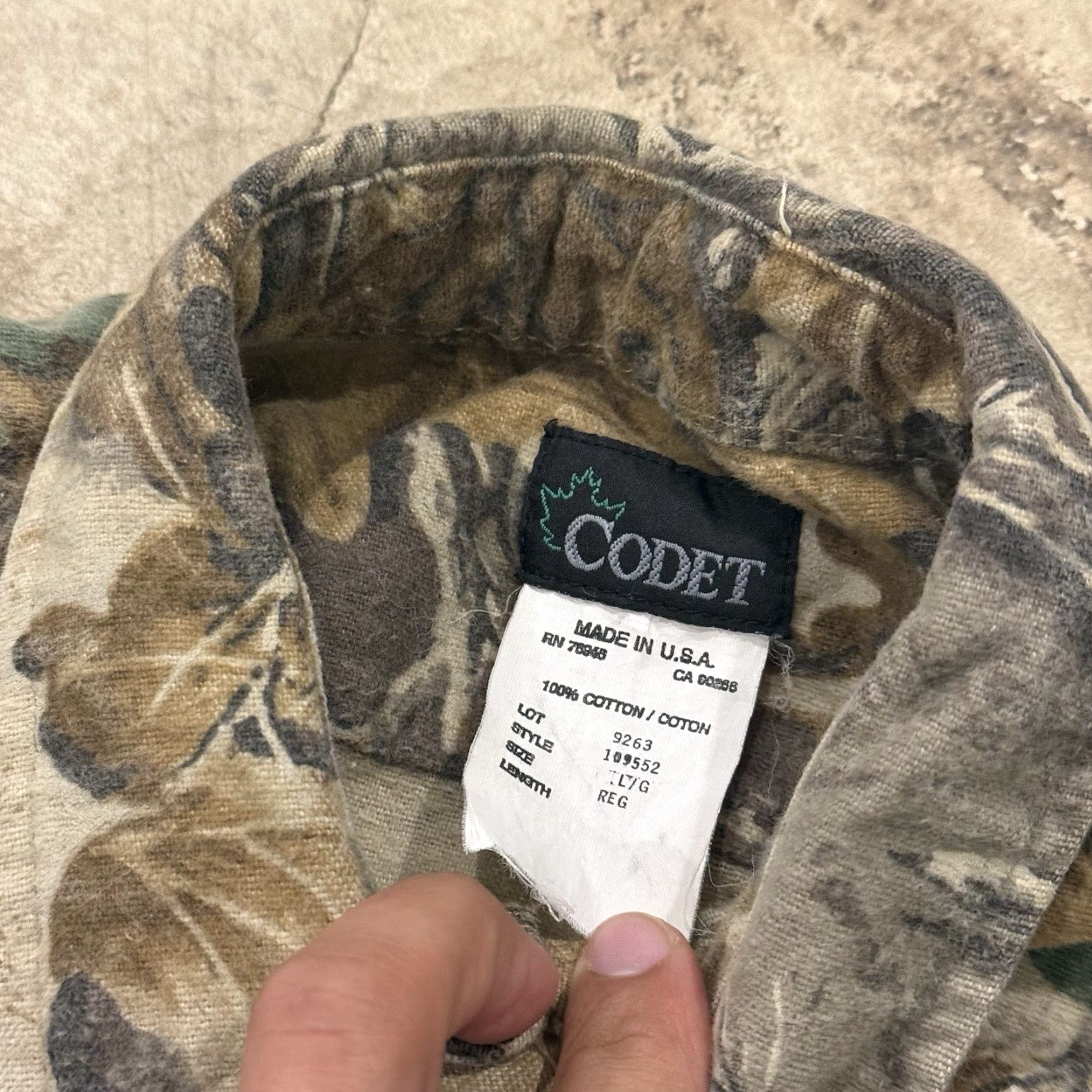 Vintage VINTAGE Codet Hunting Camouflage Shirt Mens Large CODET Flannel Button Up Made In USA Size US L / EU 52-54 / 3 - 3 Thumbnail
