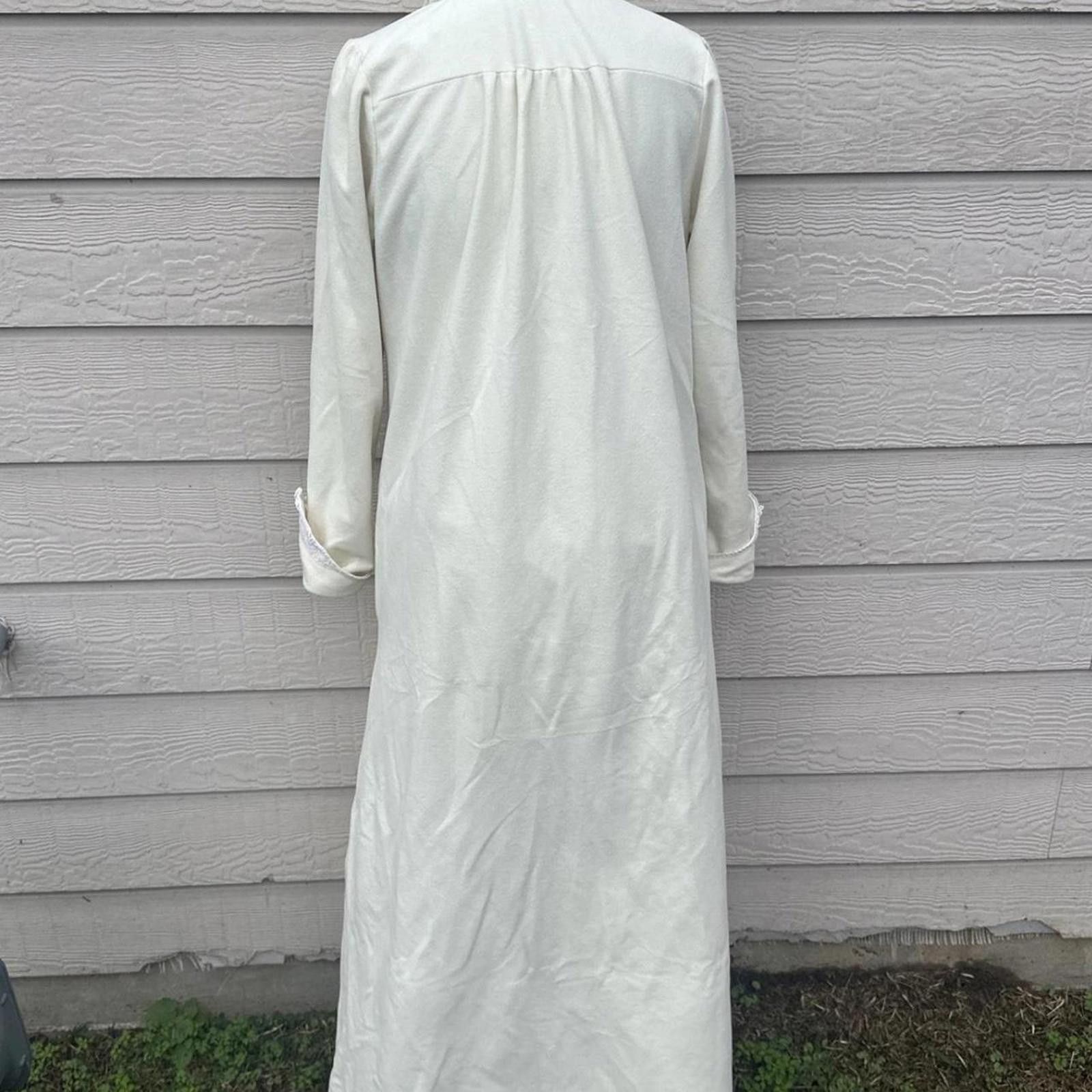 Other White vintage 1950s dress with a relaxed fit dress Size ONE SIZE - 4 Thumbnail
