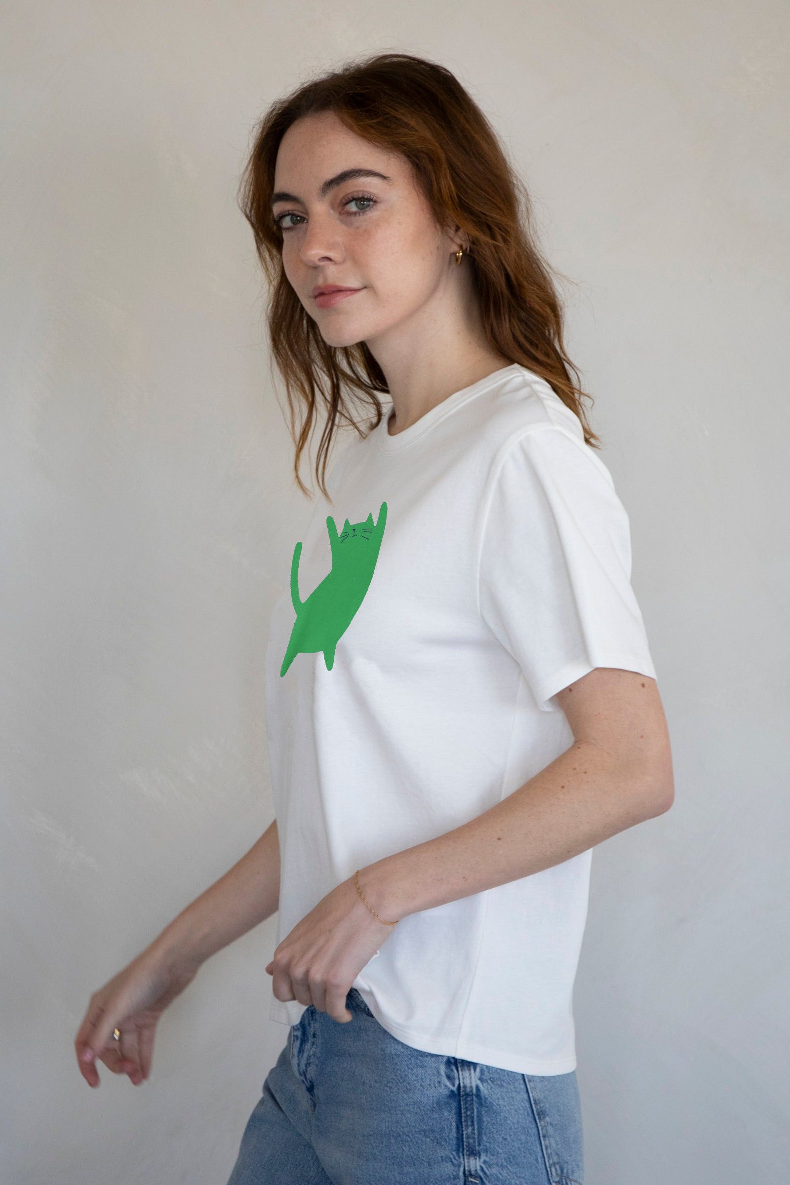 Designer × Vintage Big Stretch in Green Tee | Playful Cat Graphic T-Shirt Size M / US 6-8 / IT 42-44 - 3 Thumbnail