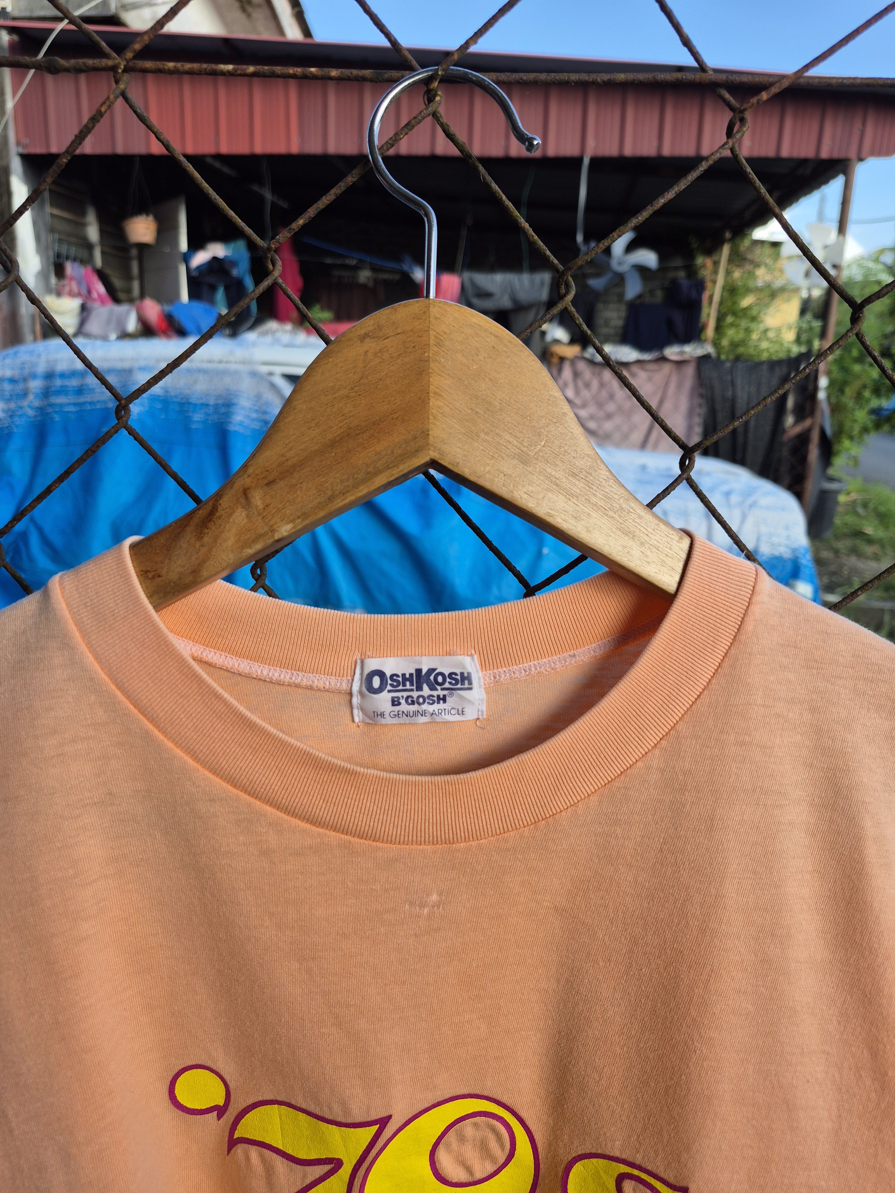 Oshkosh Rare! Vintage Oshkosh 70s Sunfaded Tee Size US M / EU 48-50 / 2 - 2 Thumbnail