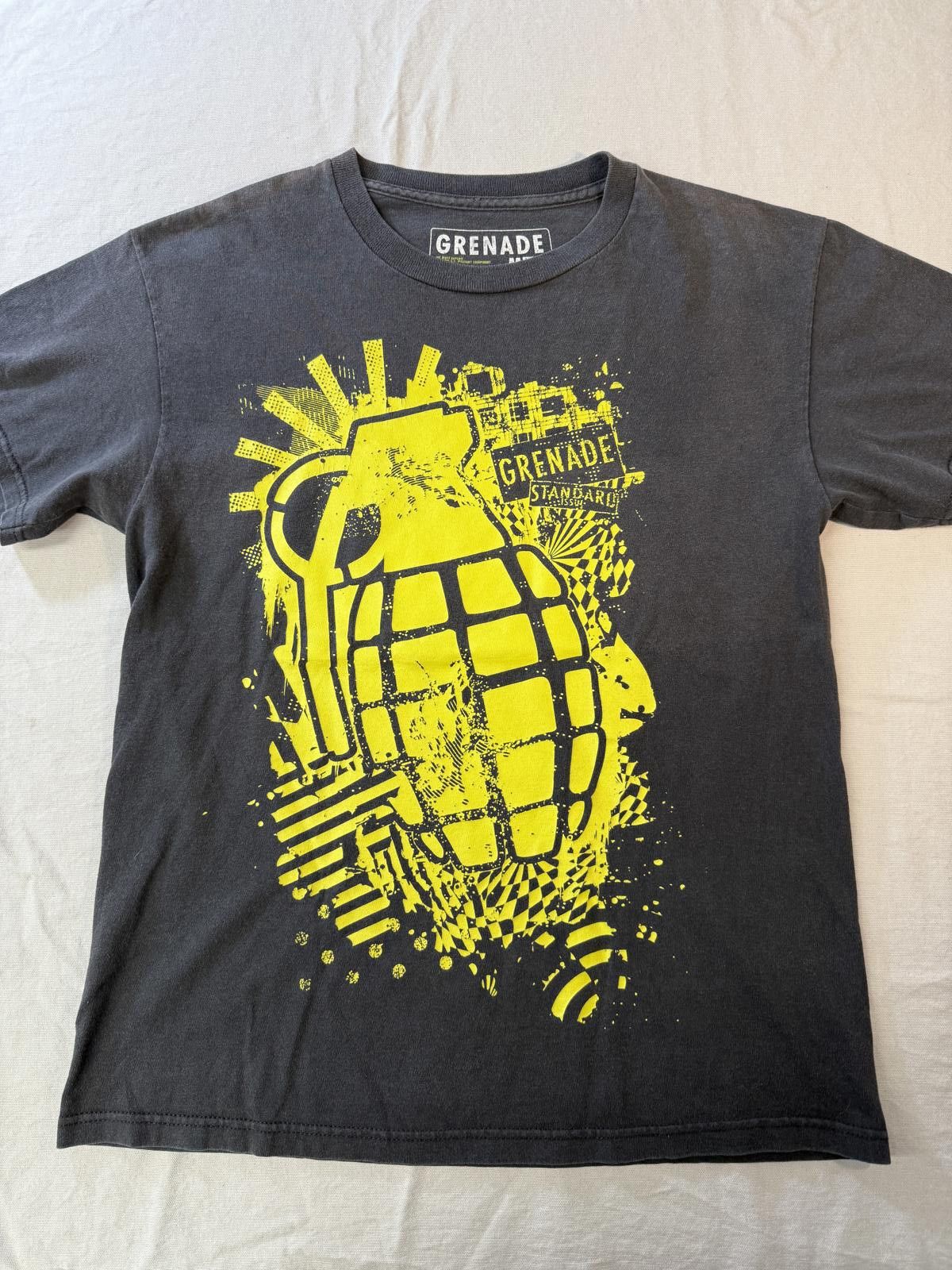Grenade Grenade Snowboarding T-shirt Standard Issue Spray Paint M Size US M / EU 48-50 / 2 - 1 Thumbnail