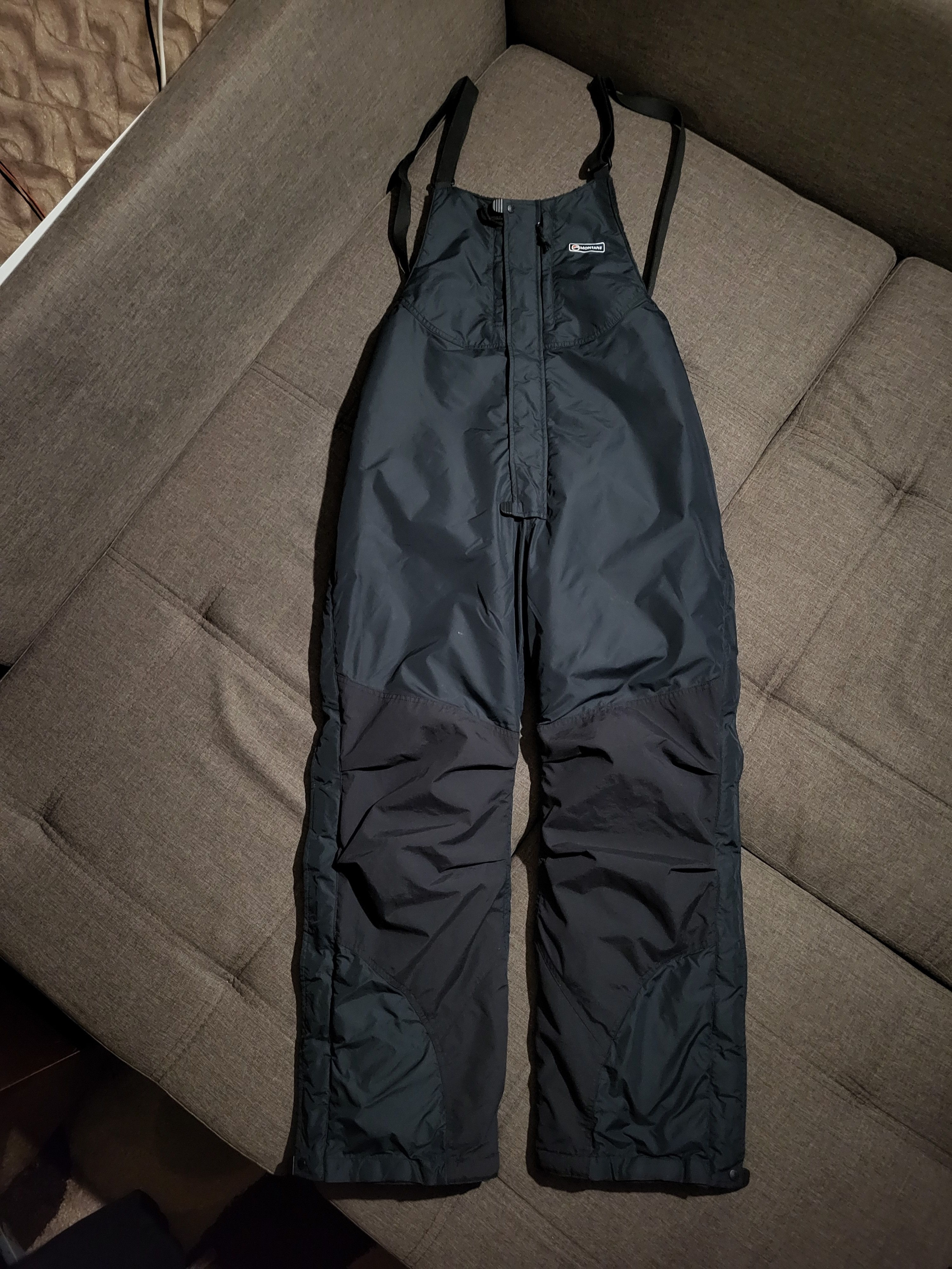 image of Vintage Self-Resetting Pants Montane Trekking Hiking in Black, Men's (Size 34)