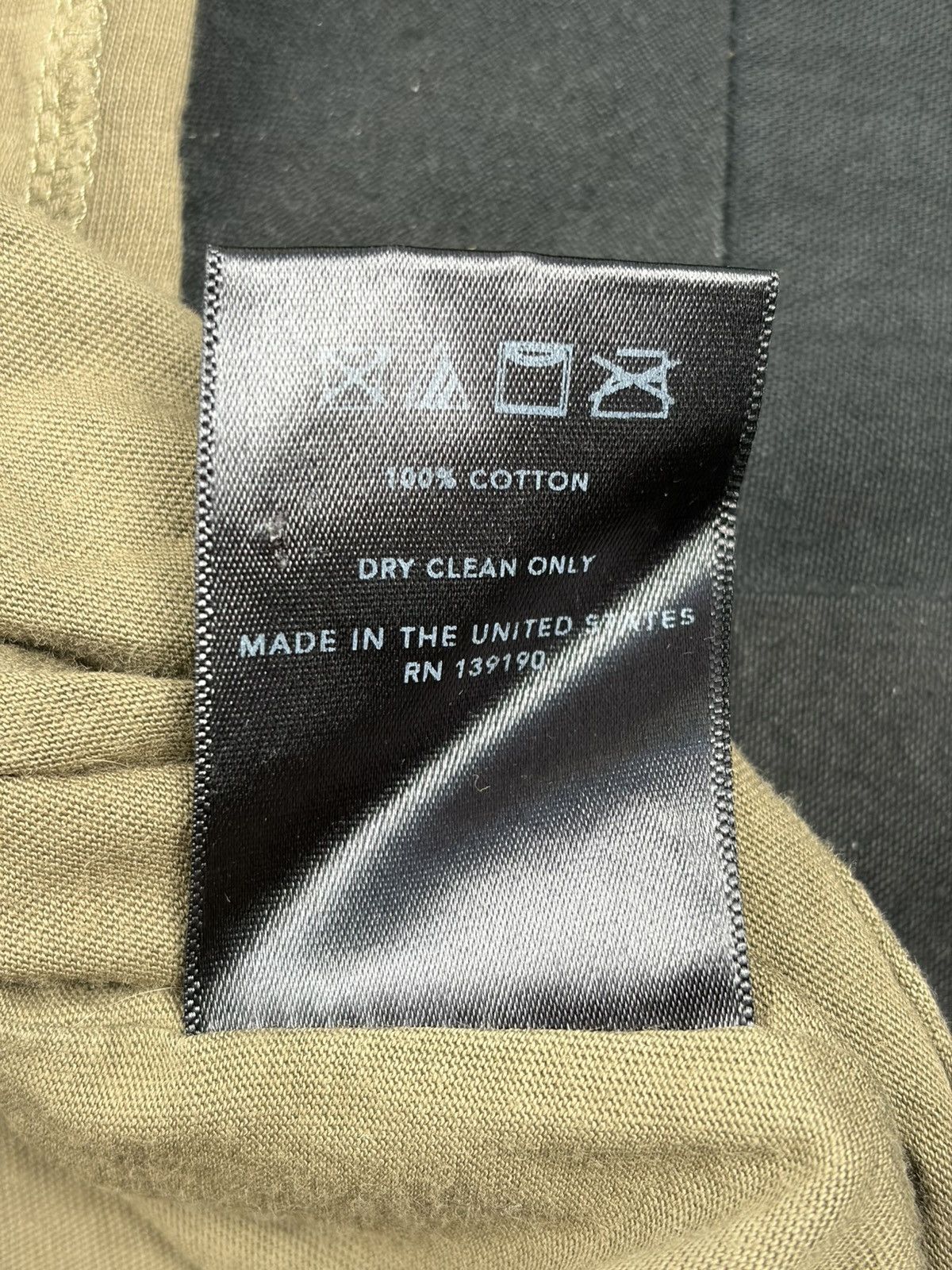 Fear of God Third Collection Inside-Out Tee in Olive Size US L / EU 52-54 / 3 - 5 Thumbnail