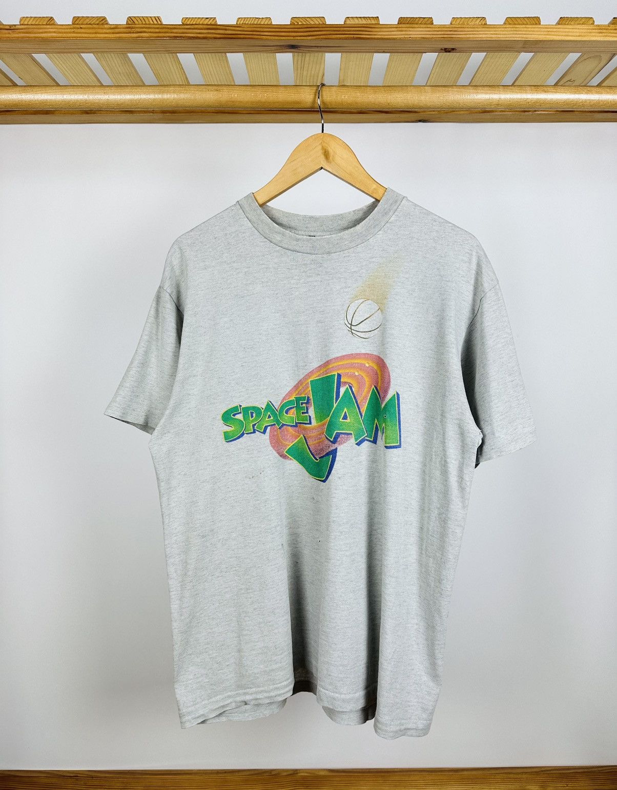 Disney × NBA × Vintage Vintage Distressed Tee 1996 Space Jam Jordan and Bugs Bunny Size US L / EU 52-54 / 3 - 2 Thumbnail