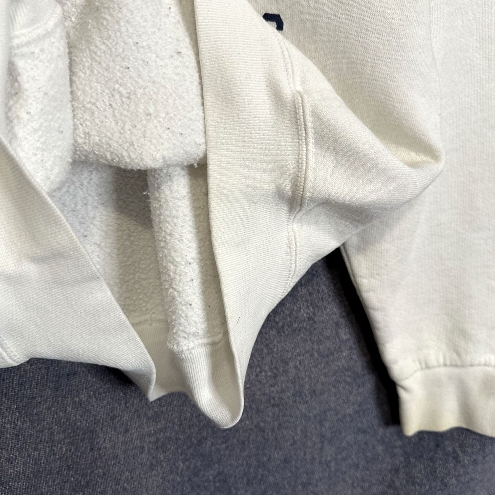 Fruit Of The Loom VINTAGE 90s Fruit Of The Loom Cougars Football Crewneck Sweatshirt M White Size US M / EU 48-50 / 2 - 4 Thumbnail