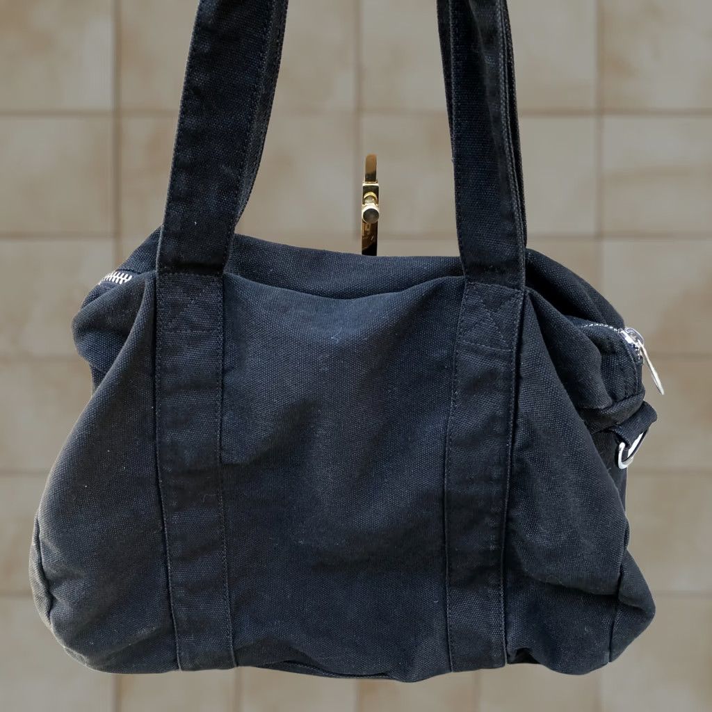 Victoria's Secret PINK VICTORIA SECRET Canvas Duffle Bag Large Purse Black Shoulder Bag Size ONE SIZE - 1 Thumbnail