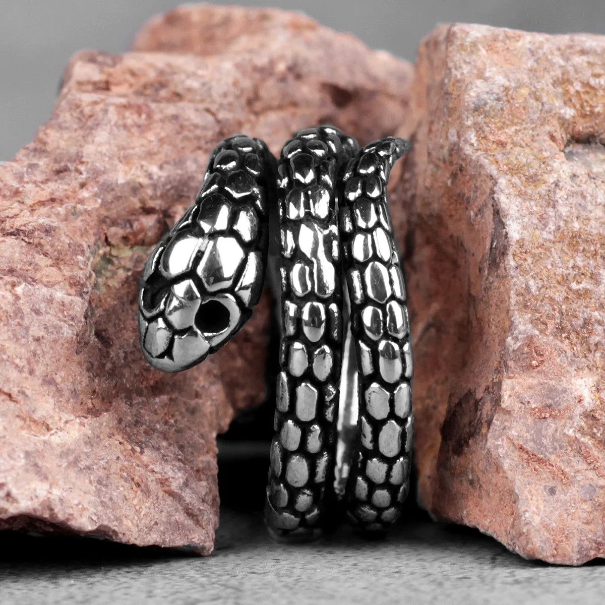 Japanese Brand × Jewelry × Vintage Snake Animal Men Ring Size ONE SIZE - 1 Thumbnail