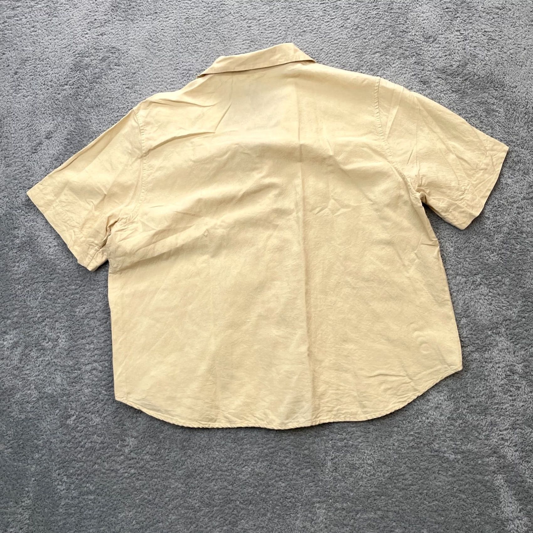 Uniqlo Uniqlo Shirt Womens L Beige Button Up Short Sleeve Camp Collar Tropical Hawaiian Beach Casual Workwear Size L / US 10 / IT 46 - 2 Thumbnail