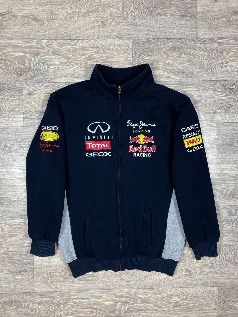 Red Bull × Vintage Vintage Red Bull Infinity Racing Cotton Jacket F1 NASCAR Size US XL / EU 56 / 4 - 1 Thumbnail