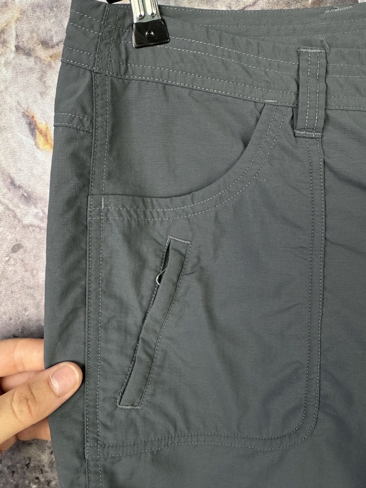 Arc'teryx × The North Face Women’s The North Face Shorts Outdoor Size EU 8 Size 30" / US 8 / IT 44 - 6 Thumbnail